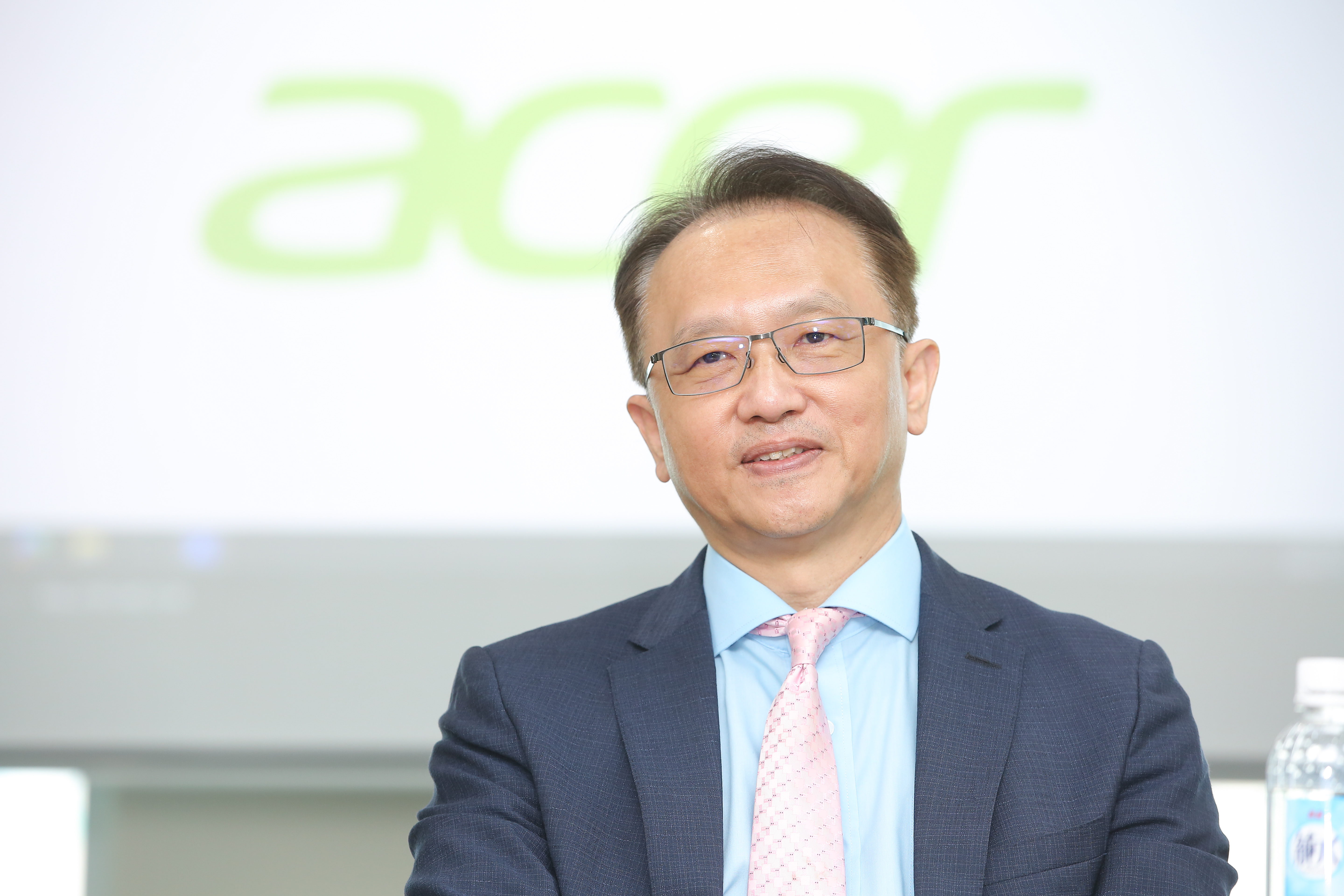 掌機市場競爭火熱，陳俊聖宣布宏碁跨足掌機市場。