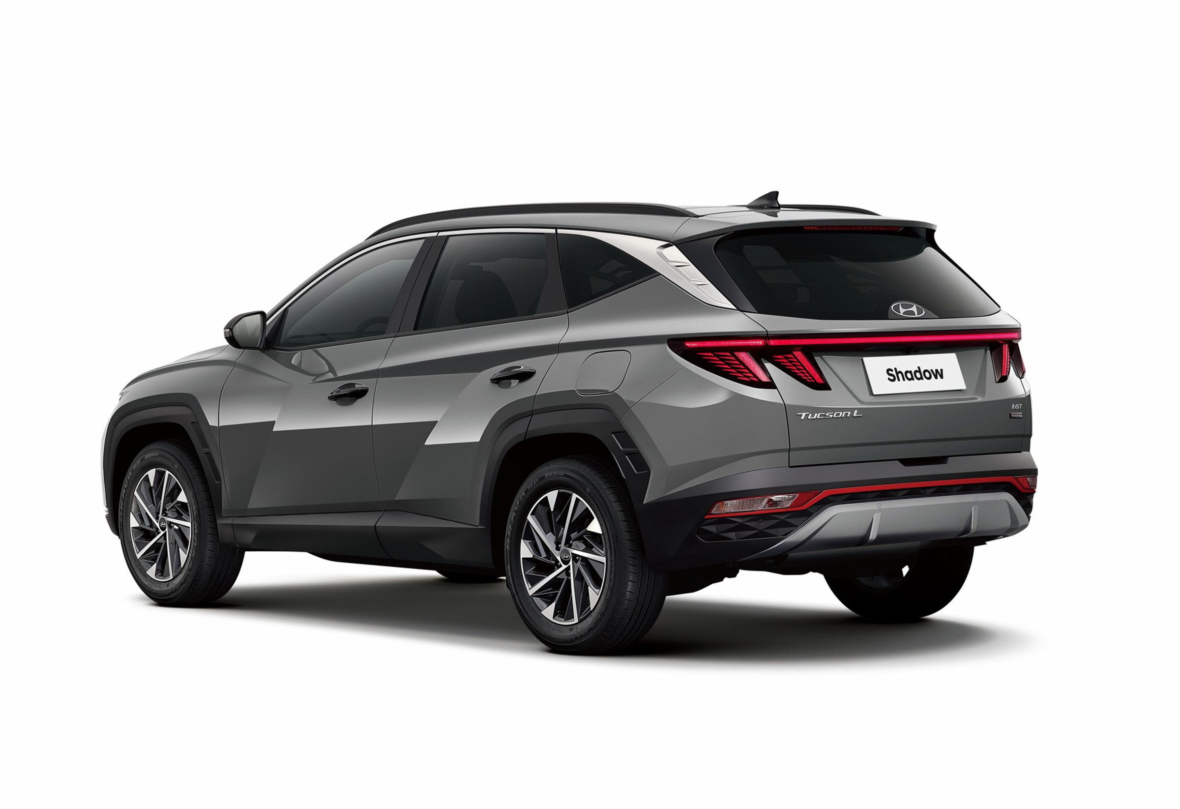 TUCSON L Shadow正式售價109.9萬元,限量200台。
