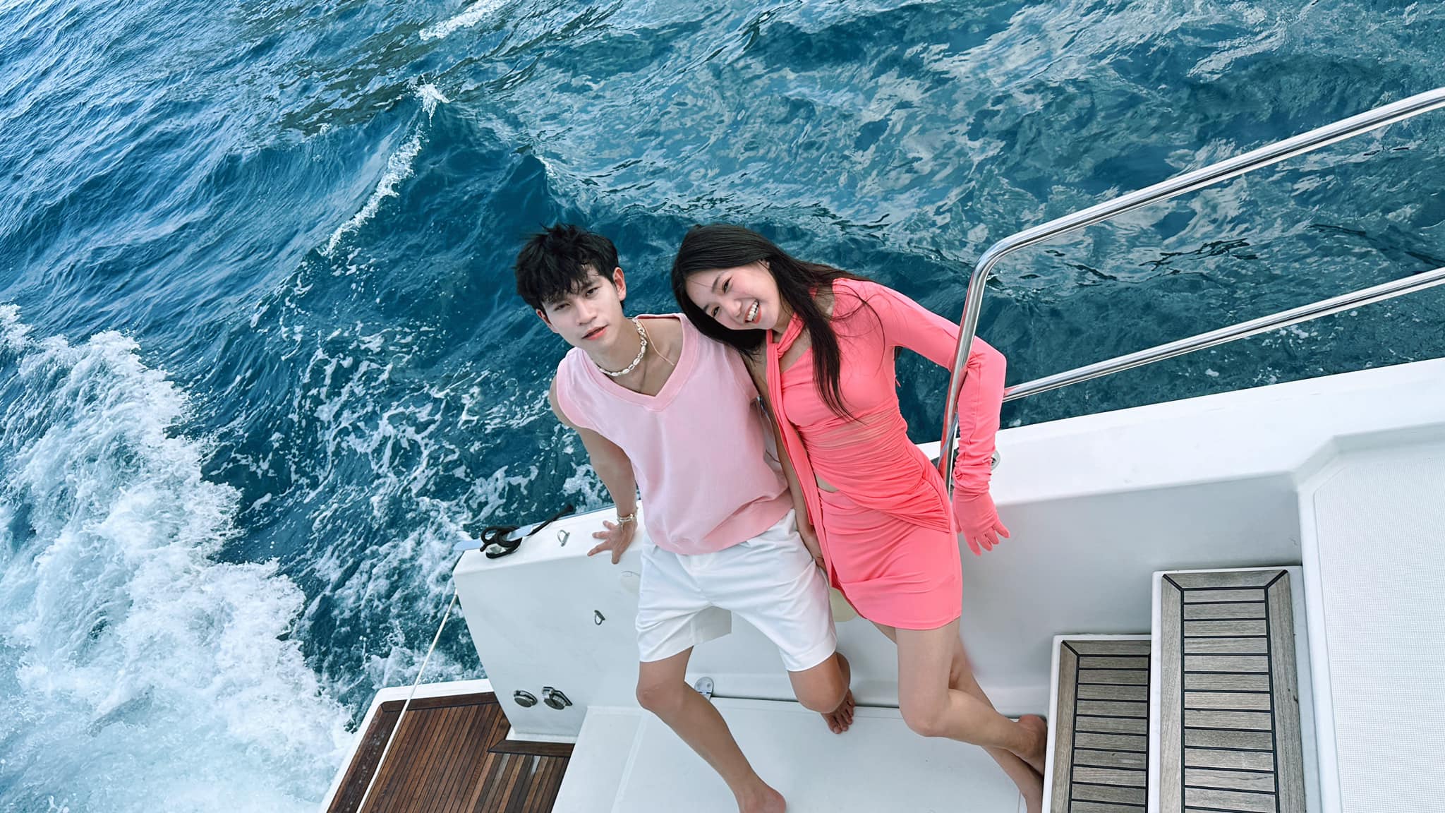 「眾量級」爆經營權與分紅爭議，Andy與家寧一家對簿公堂。（翻攝自臉書@眾量級 CROWD）