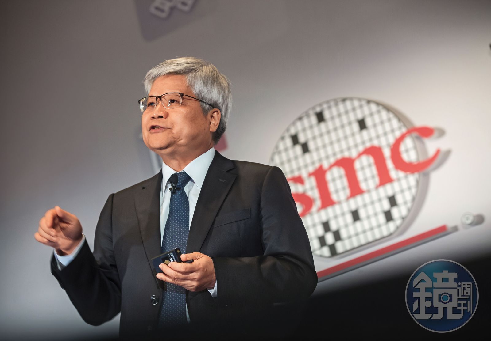 台積電法說會1／史上最甜首季獲利每股賺22元 魏哲家上修全年財測