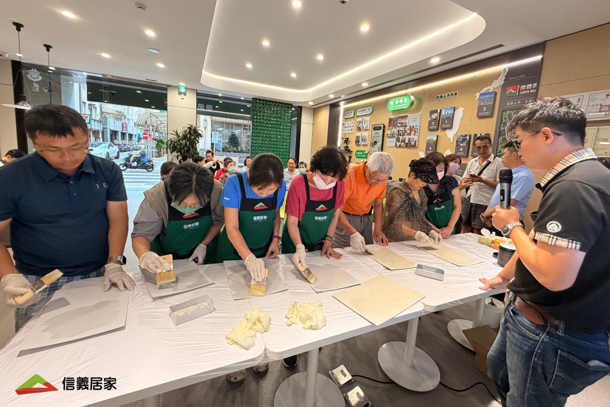 信義居家於信義房屋內湖店舉辦「牆面翻新 X 家具換裝術」講座，針對常見牆面問題、油漆工法與材料應用進行說明，並透過現場體驗降低民眾操作門檻。（信義居家提供）