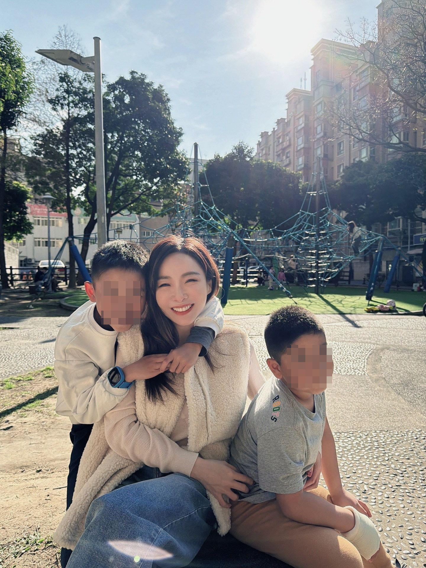 張宇離婚後仍不時在社群分享與家人的生活點滴，記錄四缺一的互動日常。（翻攝自張宇IG）