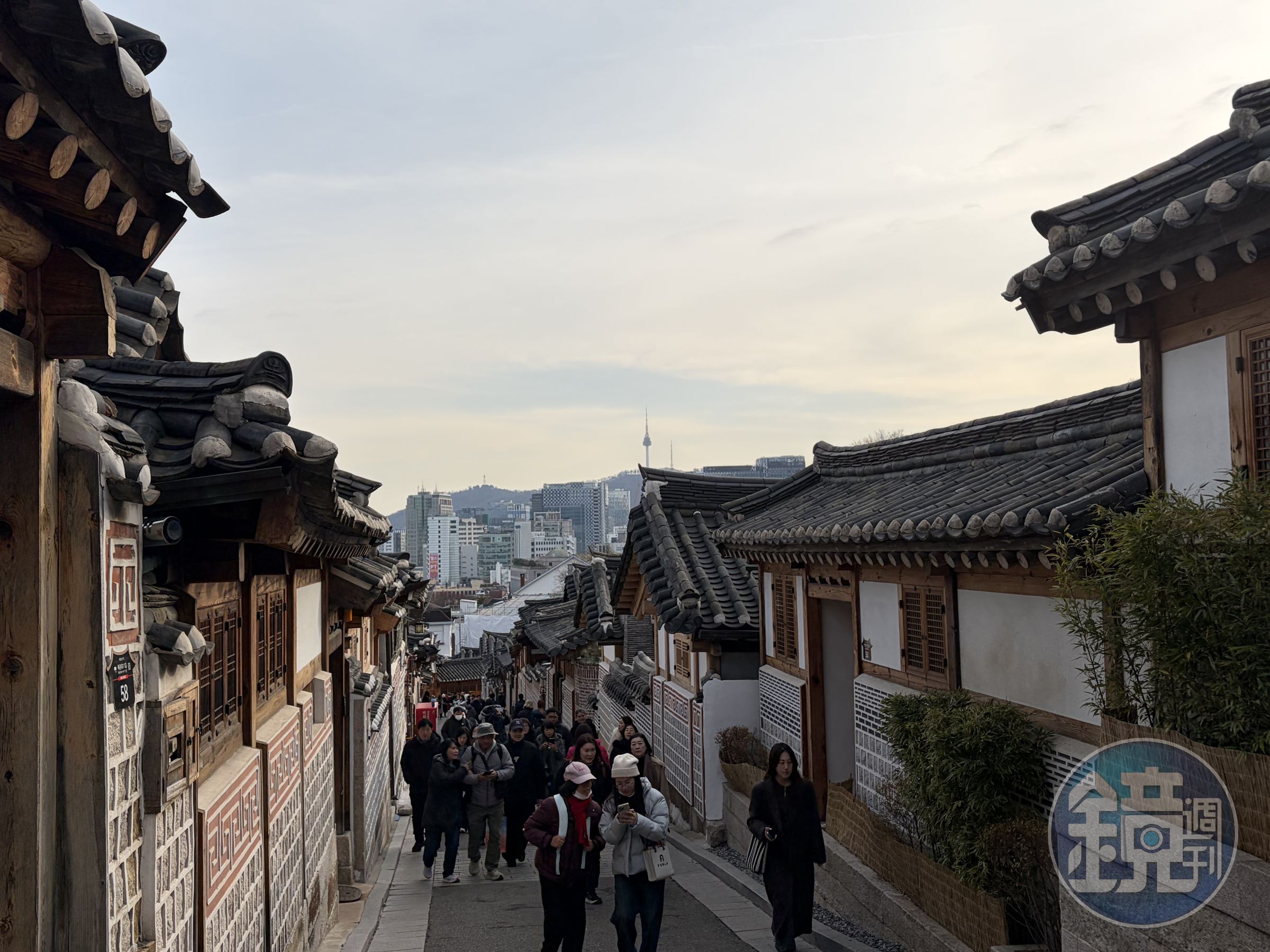 近期社群媒體上不少網友抱怨，疑似信用卡遭到重複扣款。