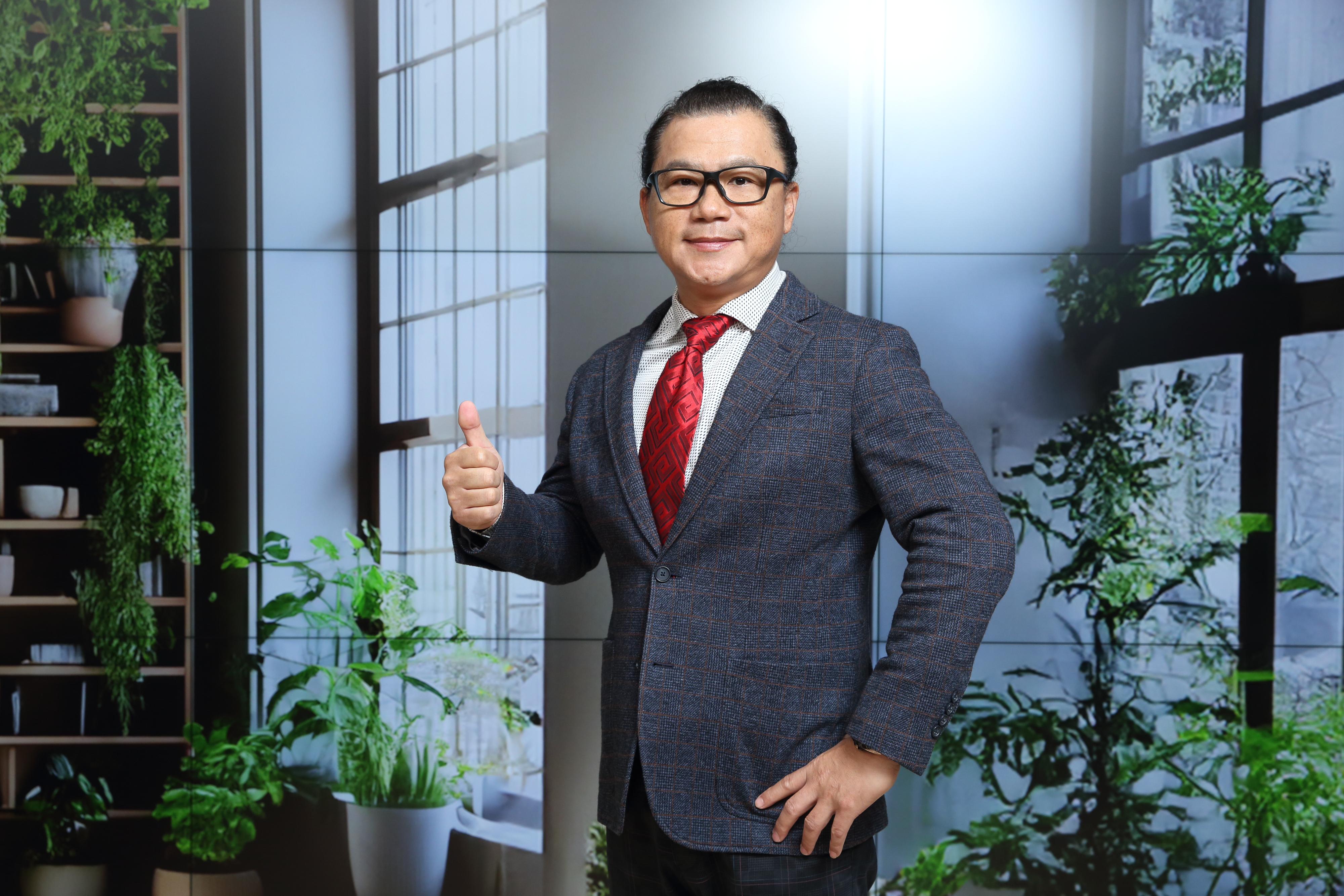 股怪教授謝晨彥指出，中小型股較易成為作帳行情標的。