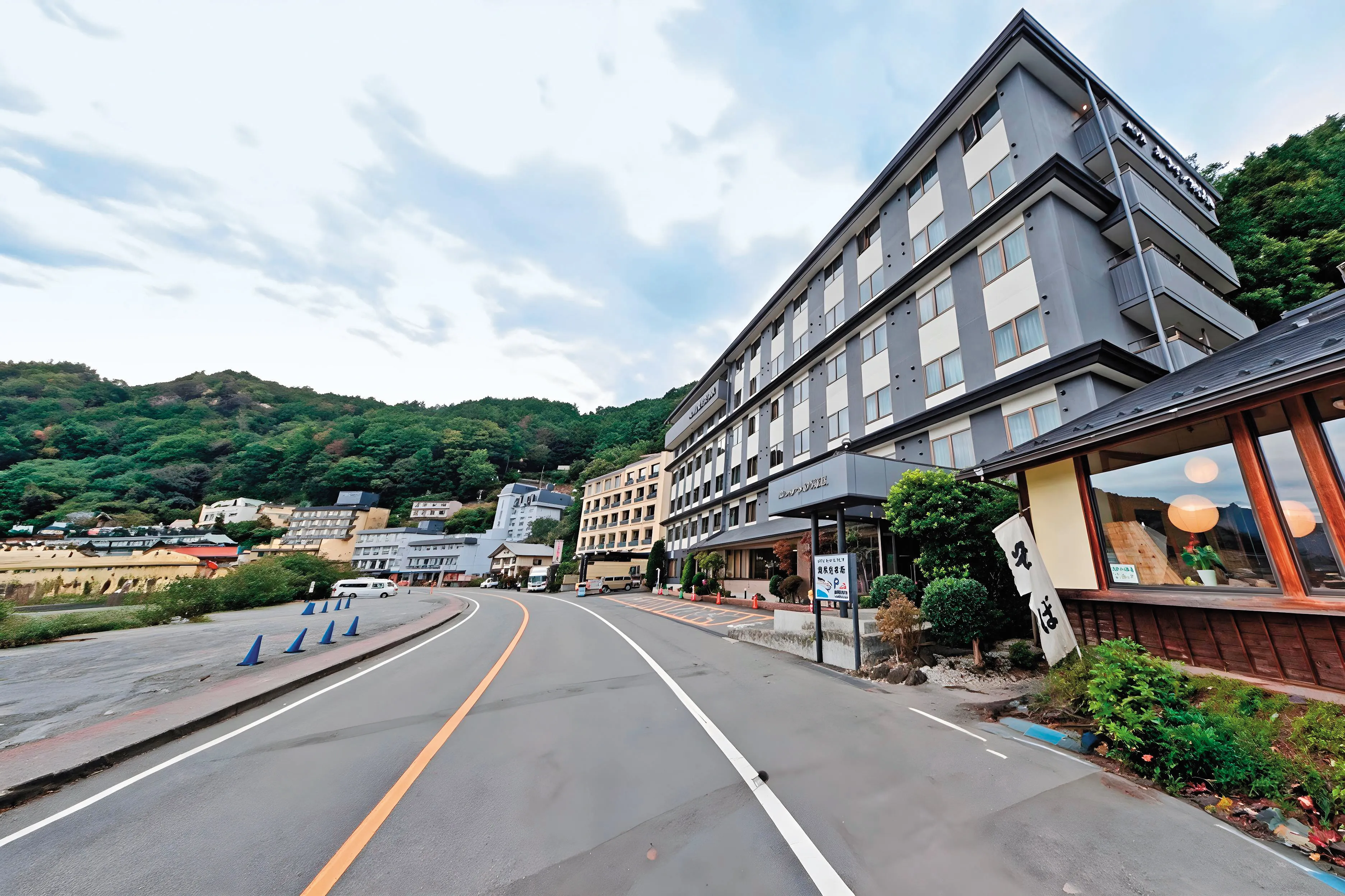 河口湖凶殺內幕4／帶2千元「窮遊」日本第一餐吃泡麵　閨密傳訊不讀不回出事了