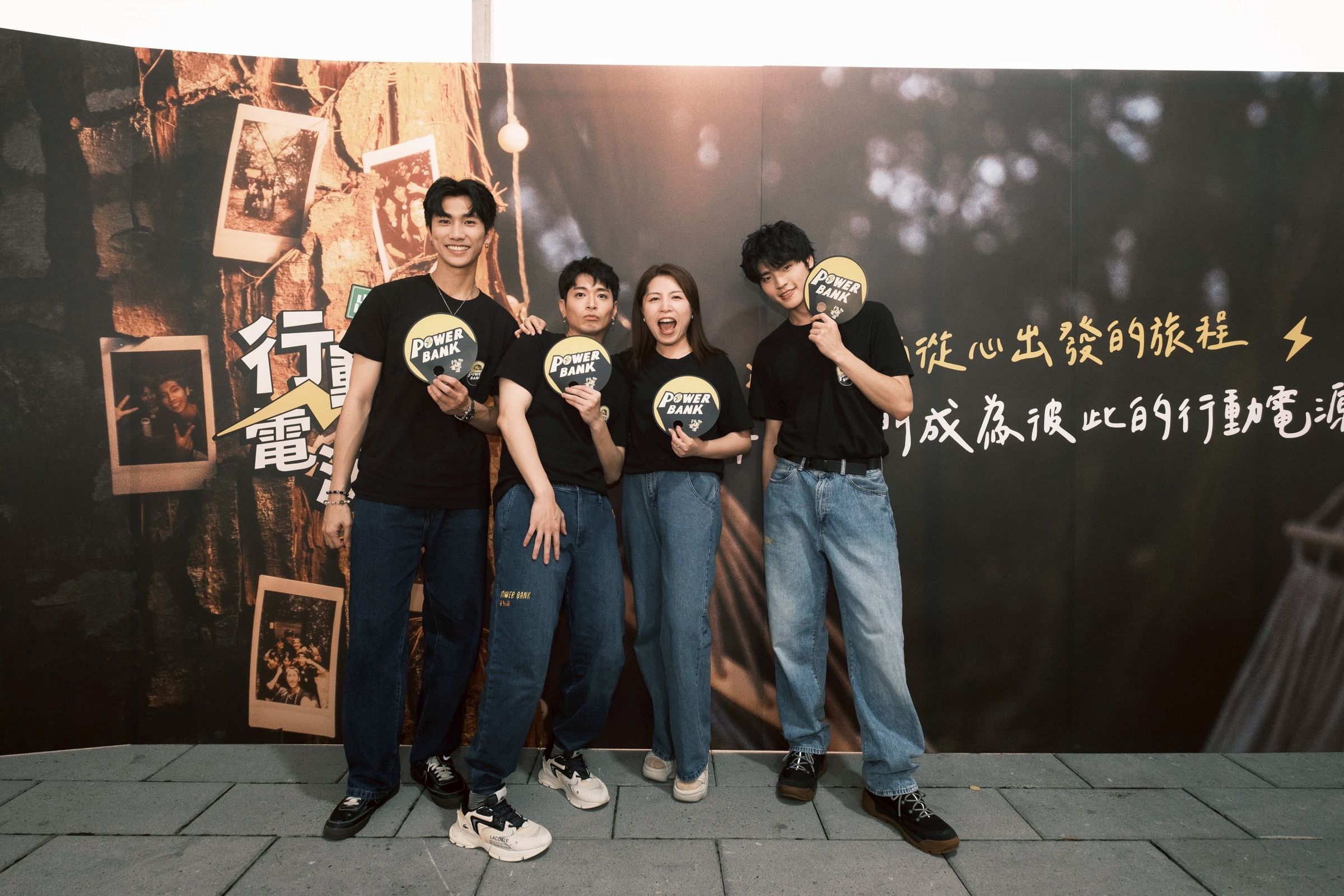 陳柏文(左起)、侯彥西、導演The Chen、羅章恩。(大雲文創提供)