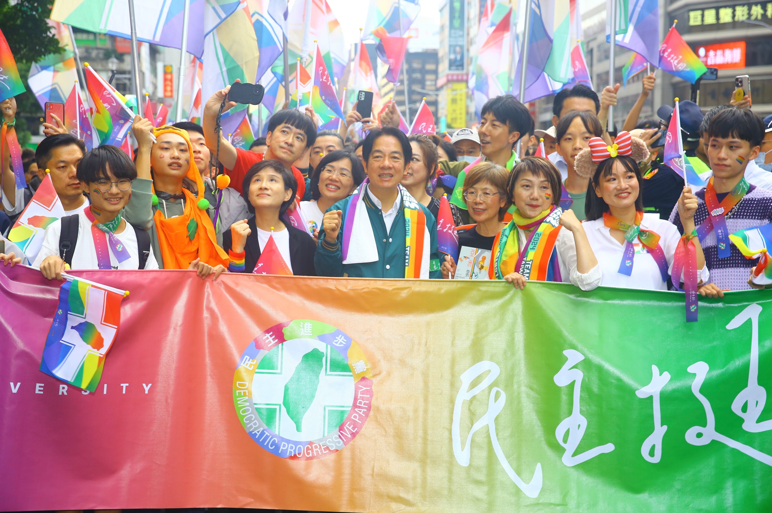 小笠原分析，賴清德有可能贏得總統大選，但民進黨可能將失去立院席次優勢。