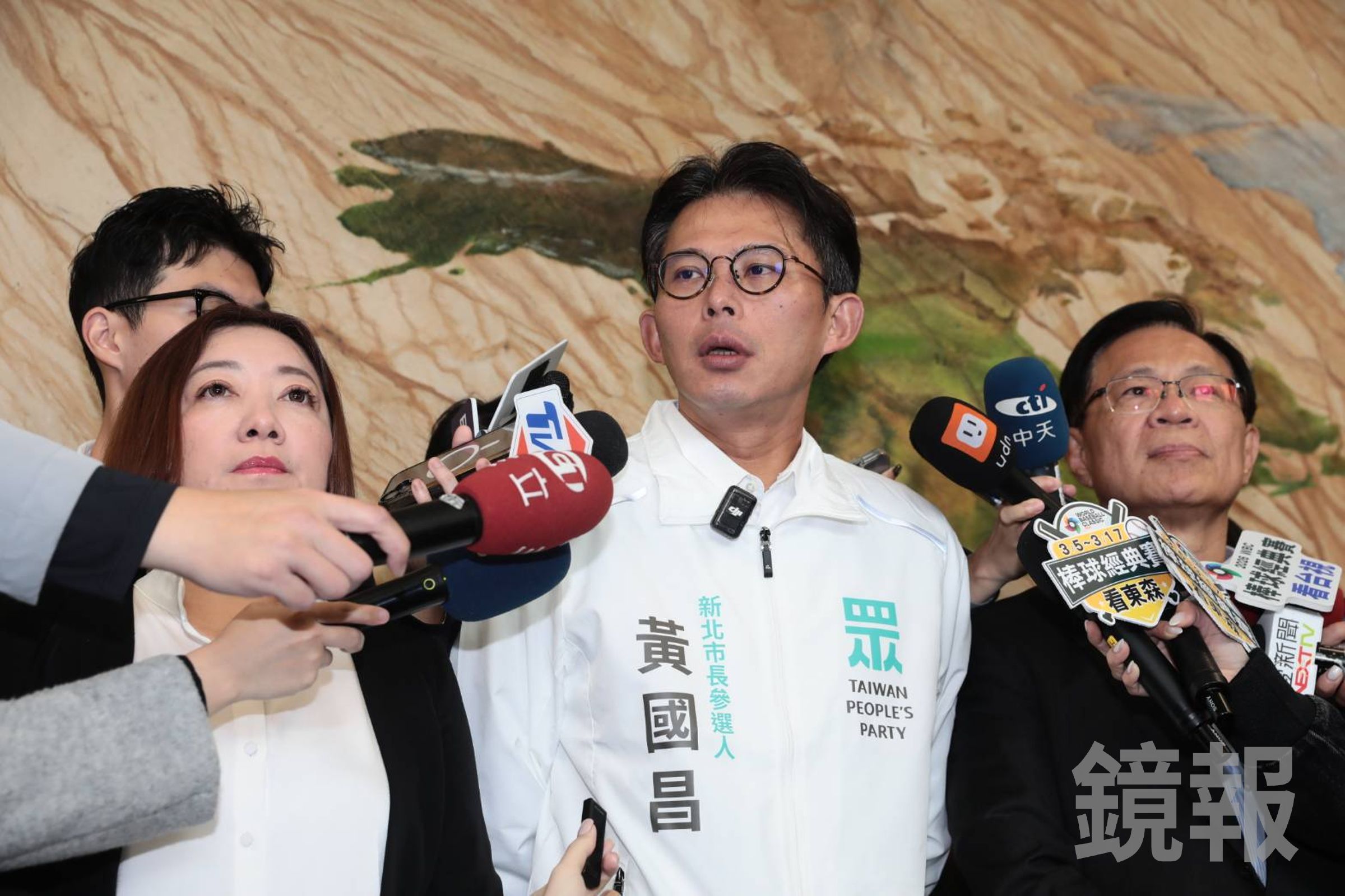 黃國昌則反嗆，民進黨到現在還在炒作這項議題，凸顯他們一天到晚在搞「政治鬥爭」。（鏡報林煒凱）
