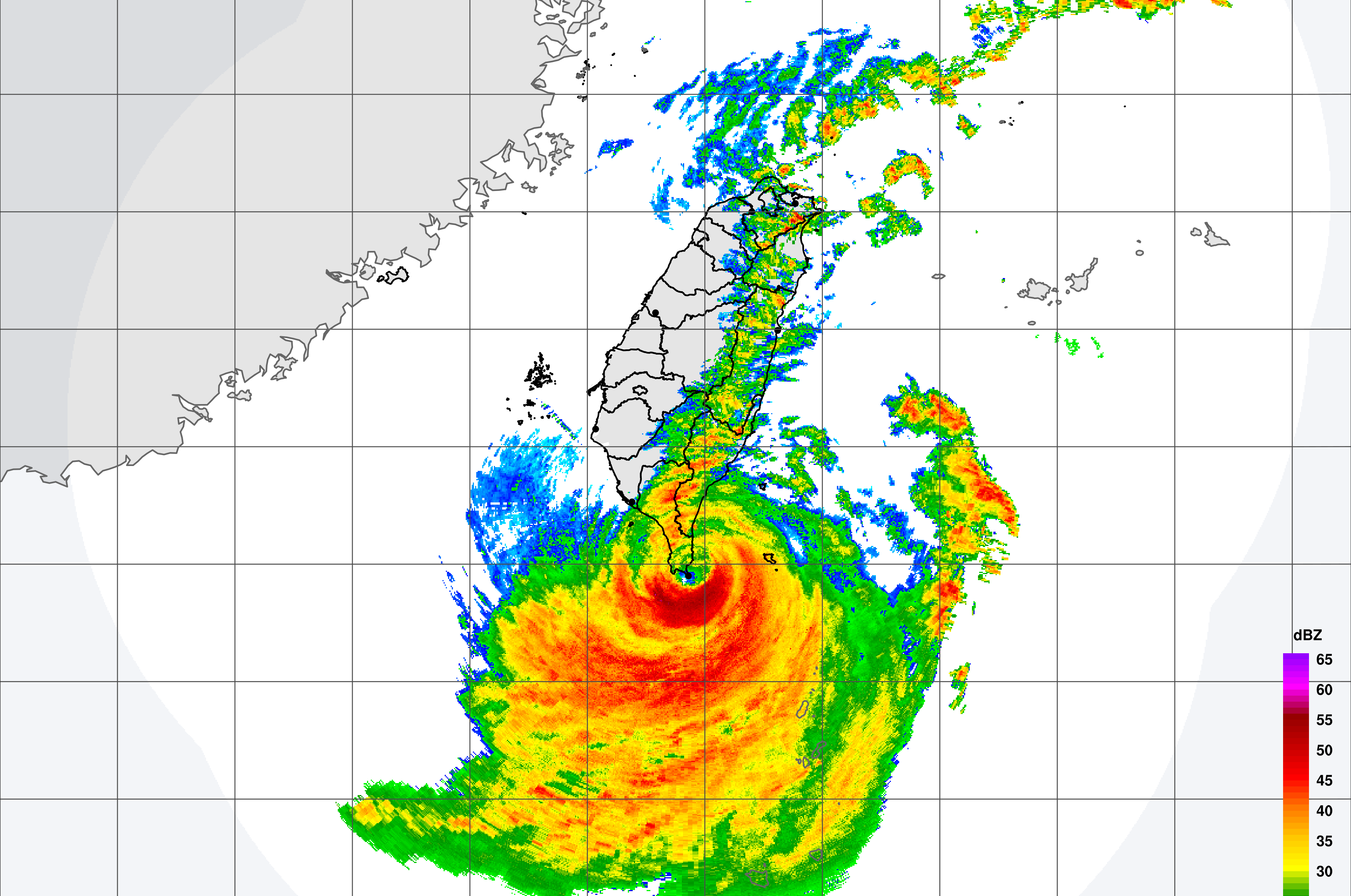 中颱「小犬」怒吼中，首當其衝的蘭嶼驚見破紀錄狂風。（翻攝自中央氣象署）