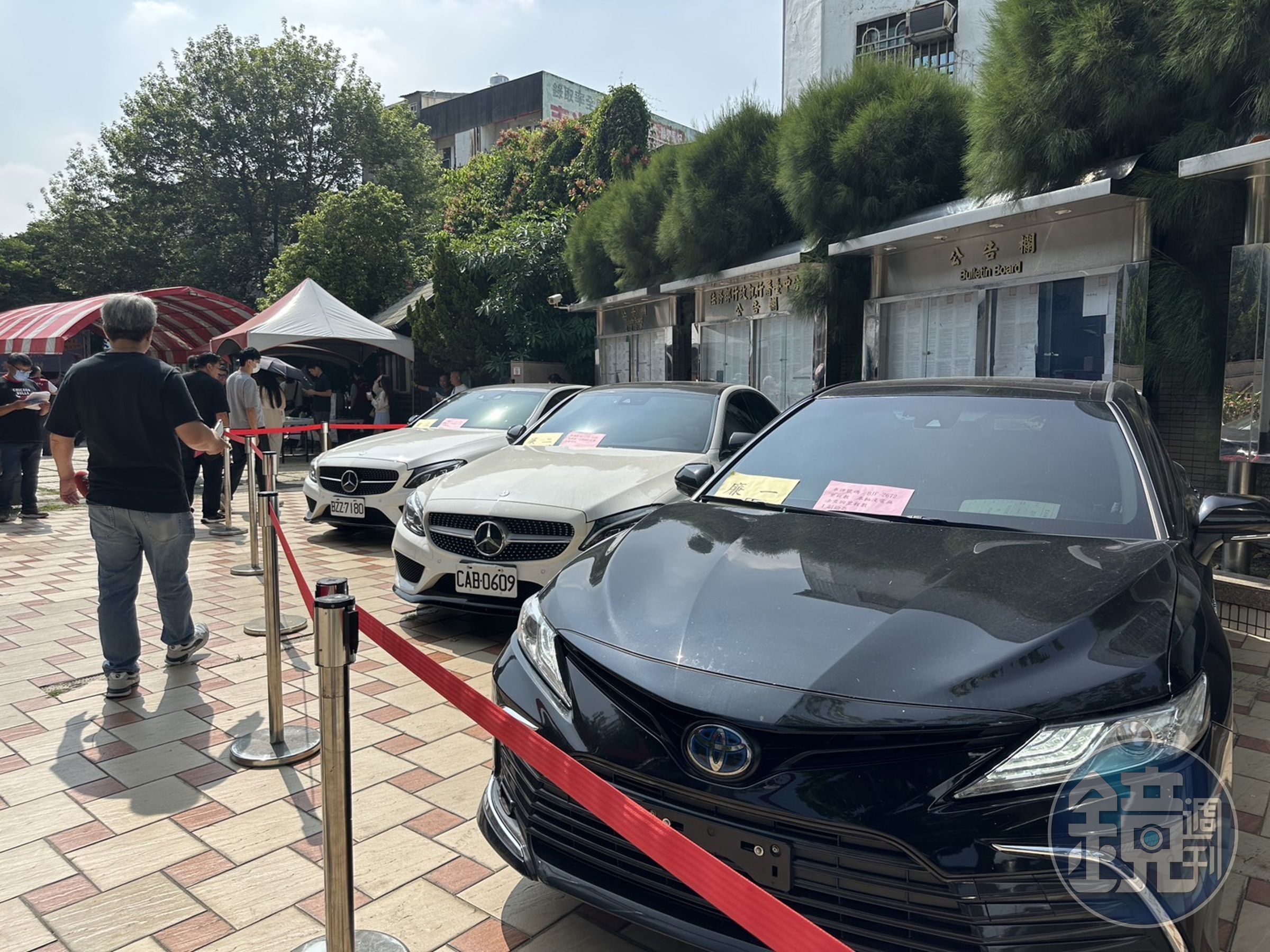 Lexus汽車最終分別以新臺幣386 萬元買得到。（中檢提供）