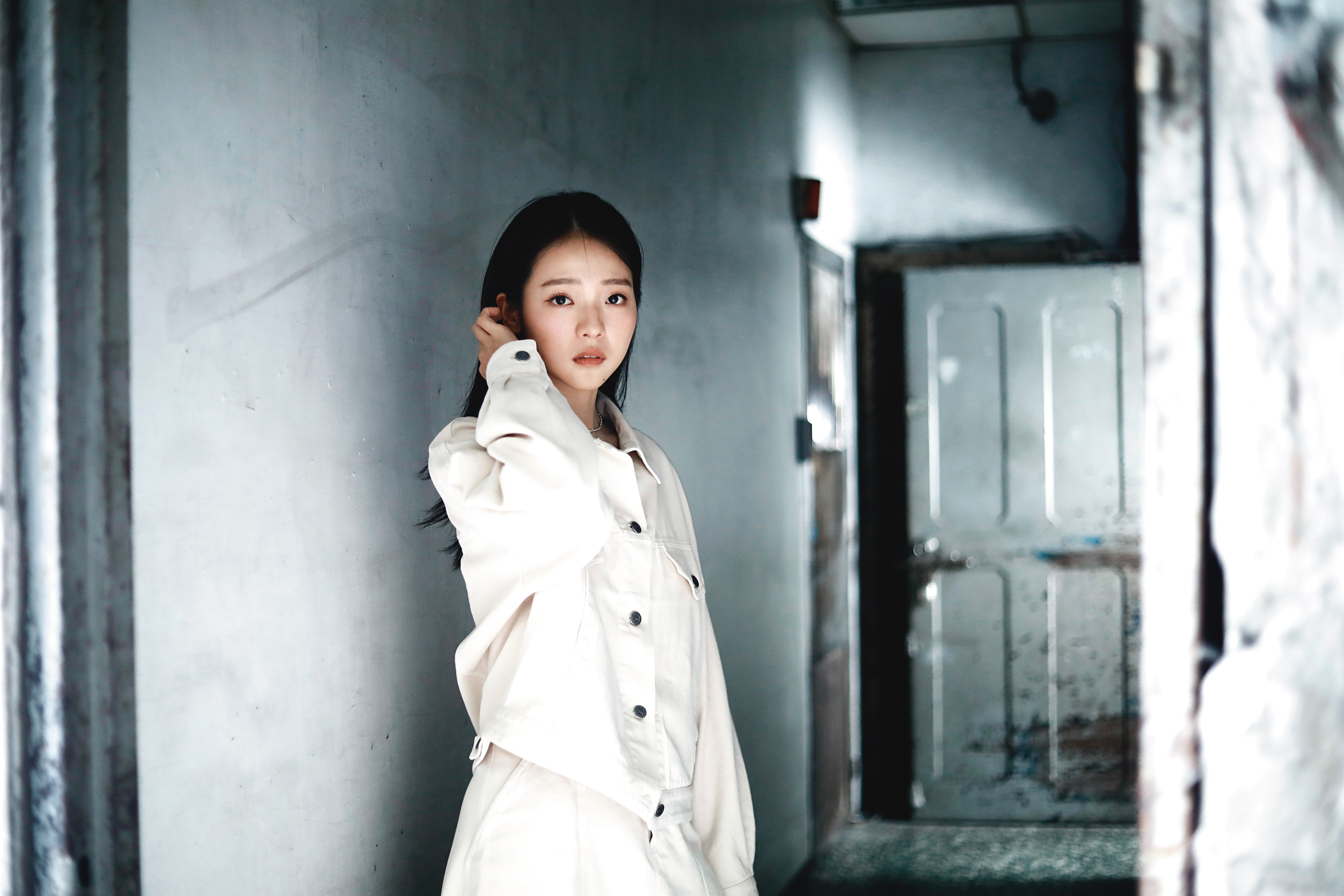 剛出道的林廷憶是一張白紙，什麼都很新鮮，也什麼都有可能。