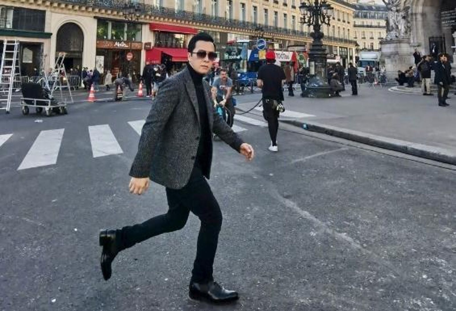 甄子丹直到2003年與小21歲的第三任汪詩詩結婚後，感情才真正安定下來。（翻攝自網路）