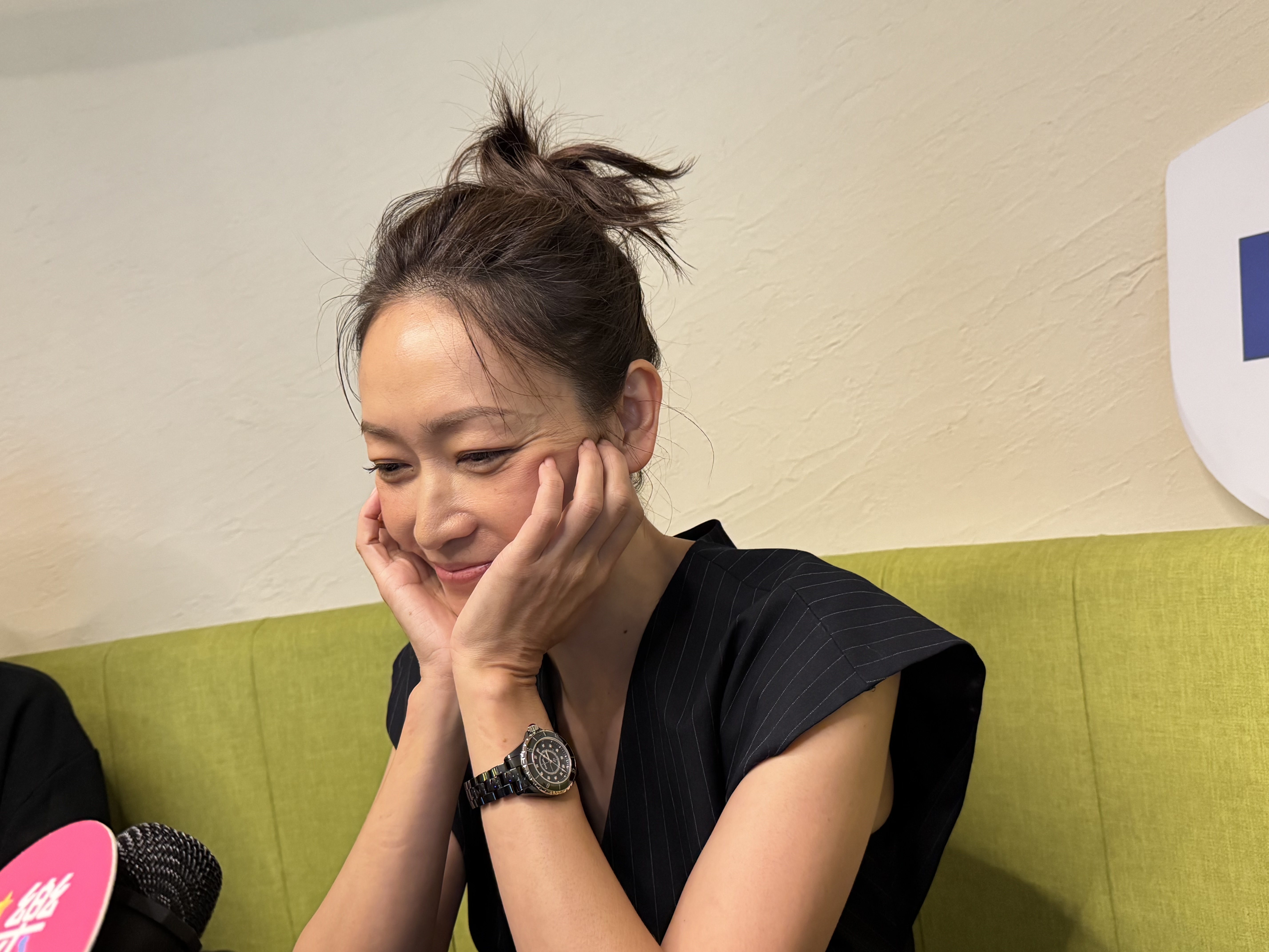 潘慧如被問到寵物旅館經營狀況表情很微妙。