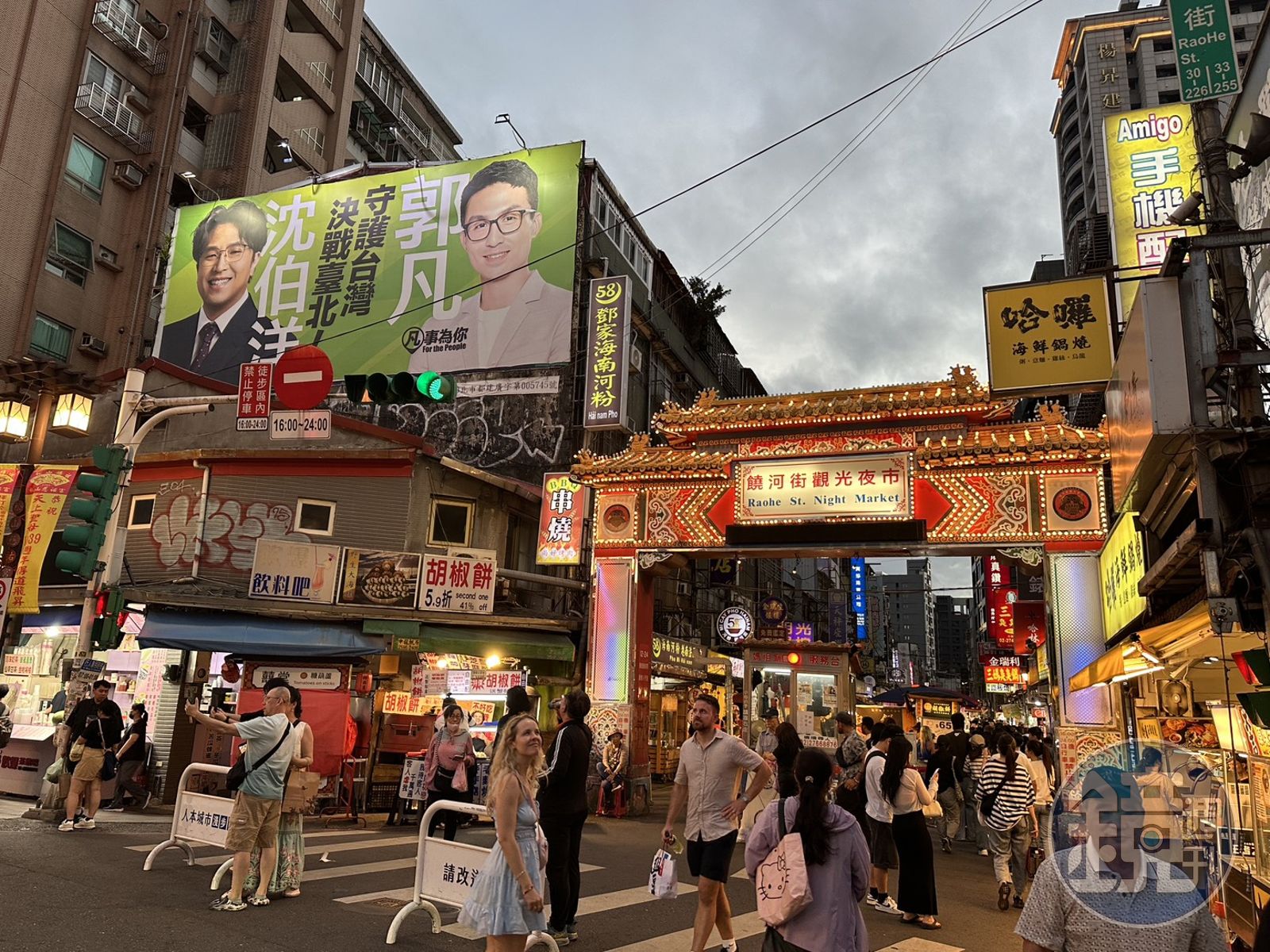 北市禁洋流?爆下令要求饒河夜市攤商拆除廣告 市場處挨轟回應了