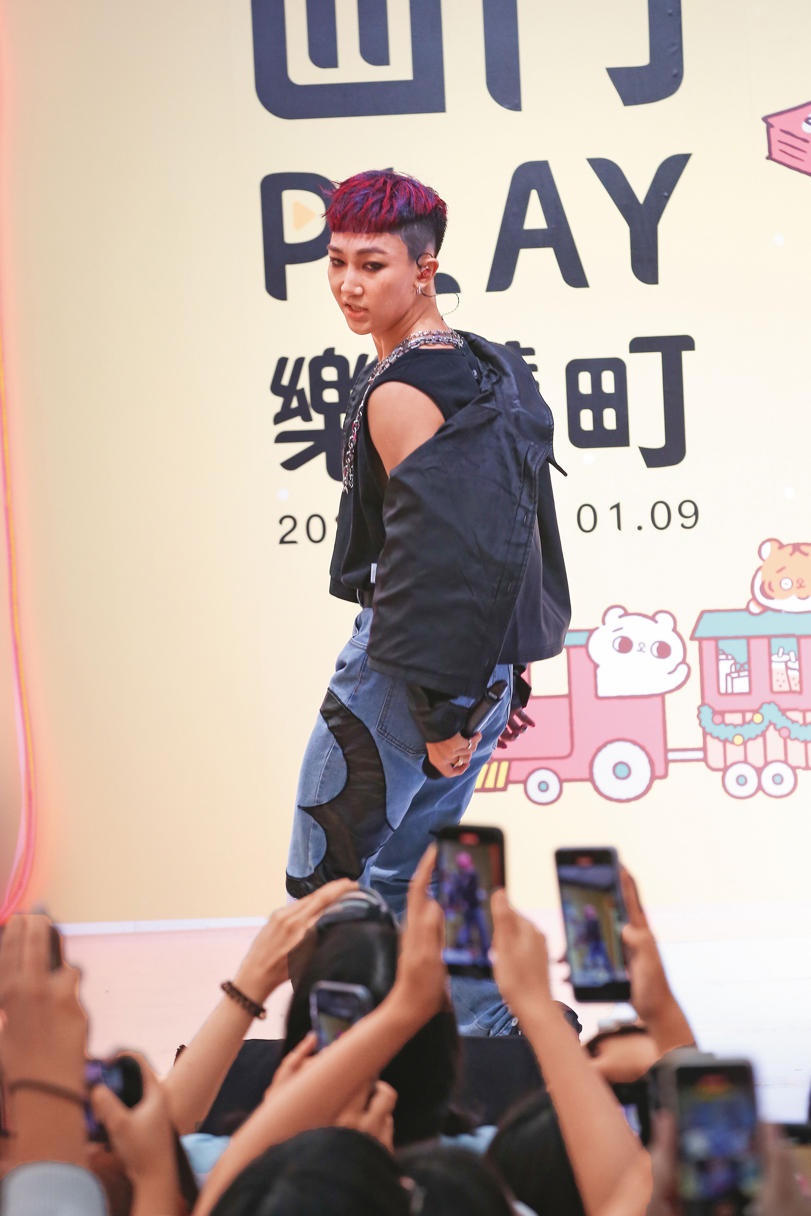 2022年小孩曾現身「西門PLAY樂購町」活動演出。