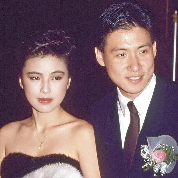 羅美薇一路陪伴張學友,復合結婚後淡出螢光幕前。(微博圖片)