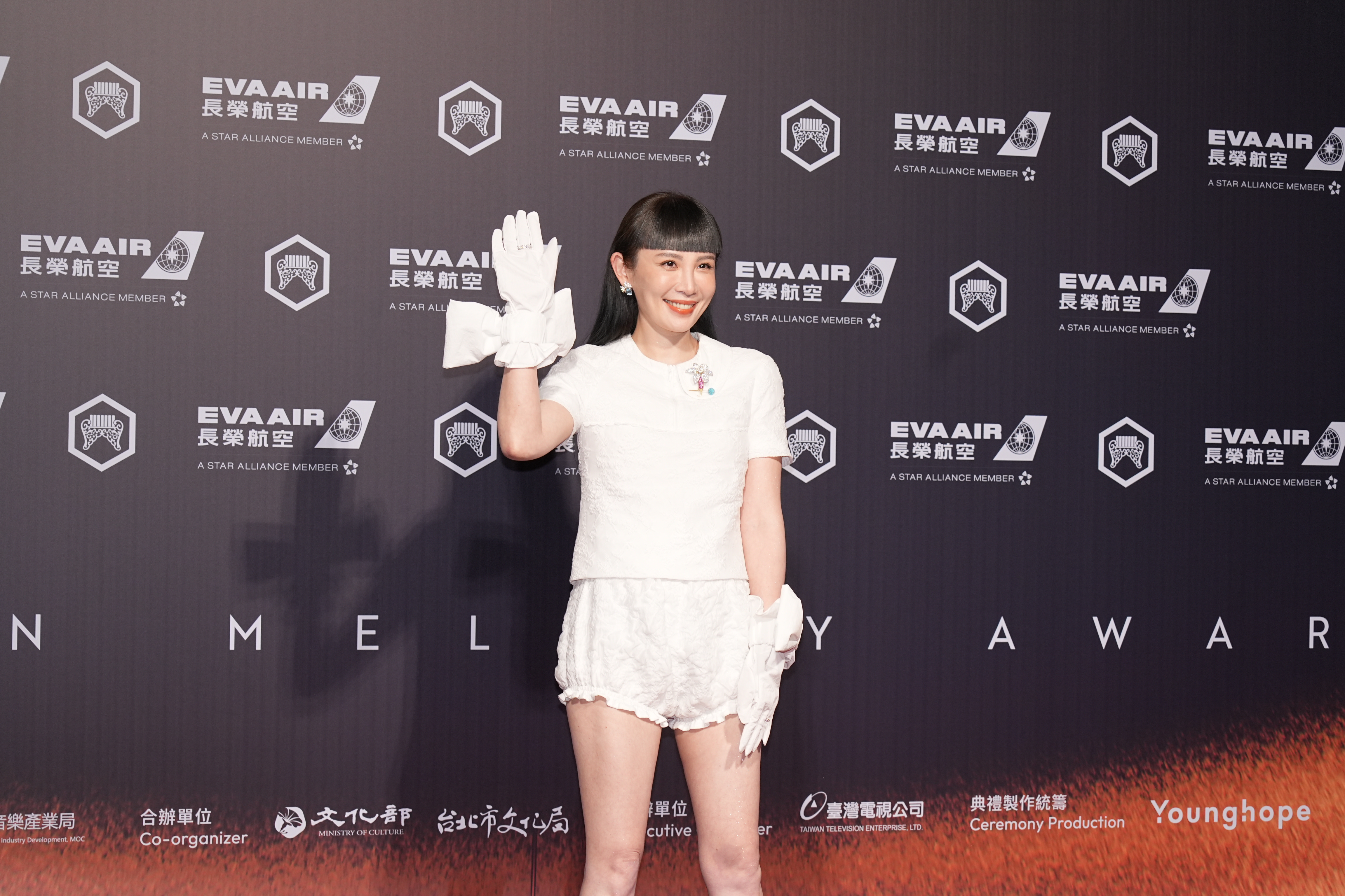 魏如萱穿尿布裝登場，讓觀眾驚嚇不已。