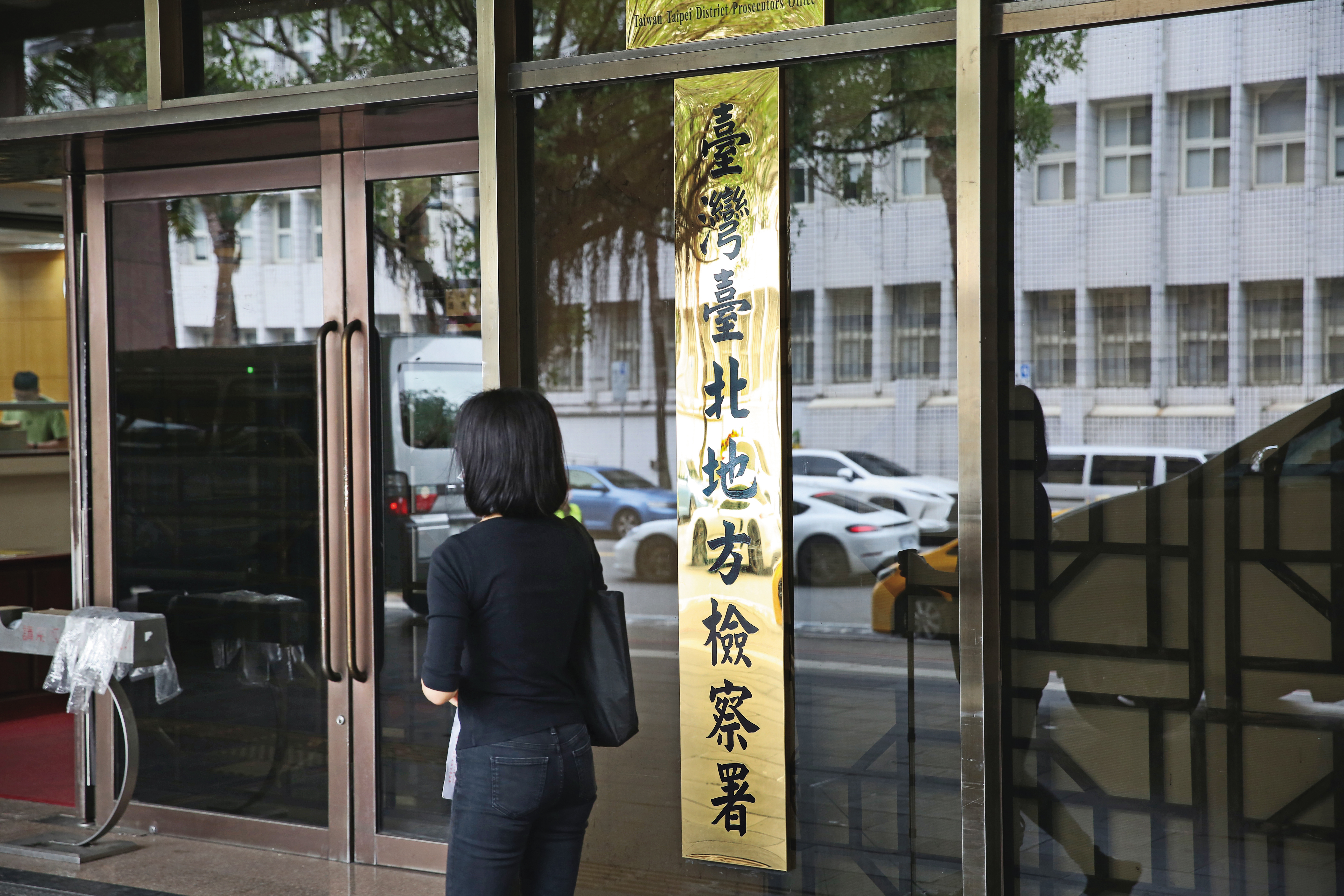 林靖提告妻子涉及詐財,台北地檢署已分案調查中。