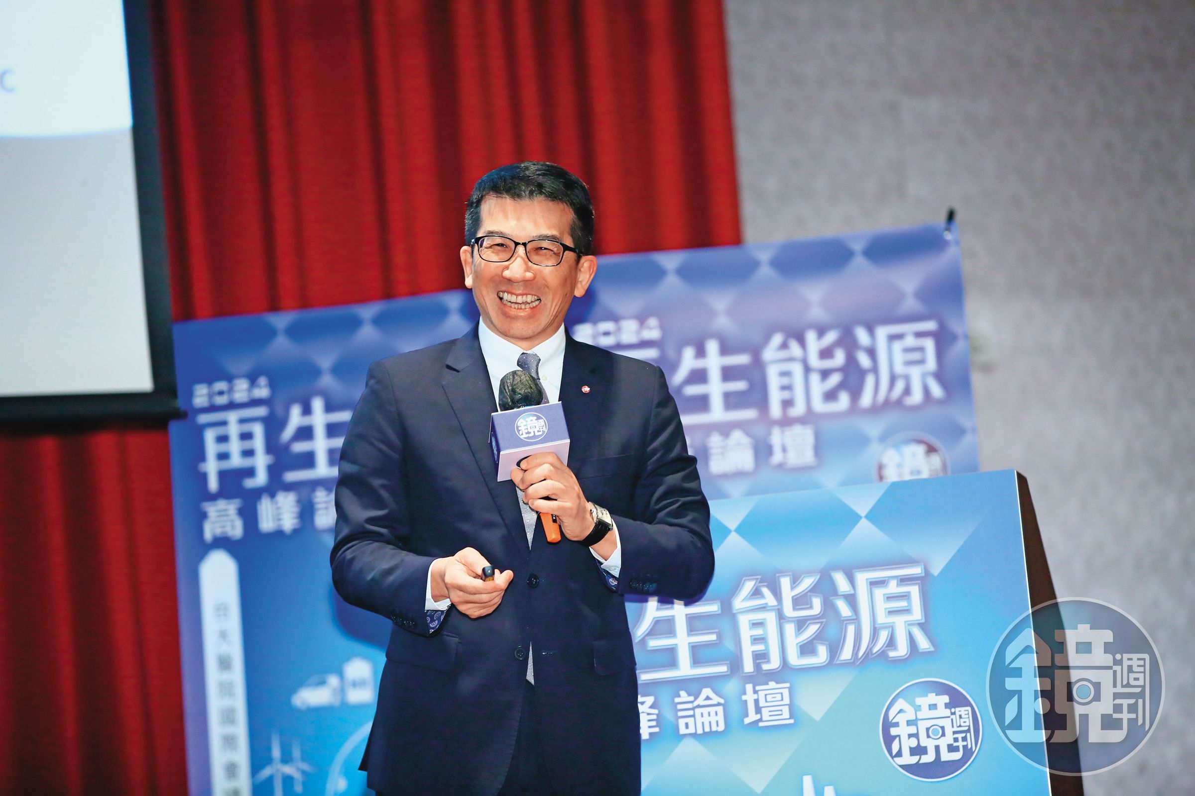 永豐銀行資深副總經理歐陽子能強調，政府推動綠電政策是好的、不可逆的。