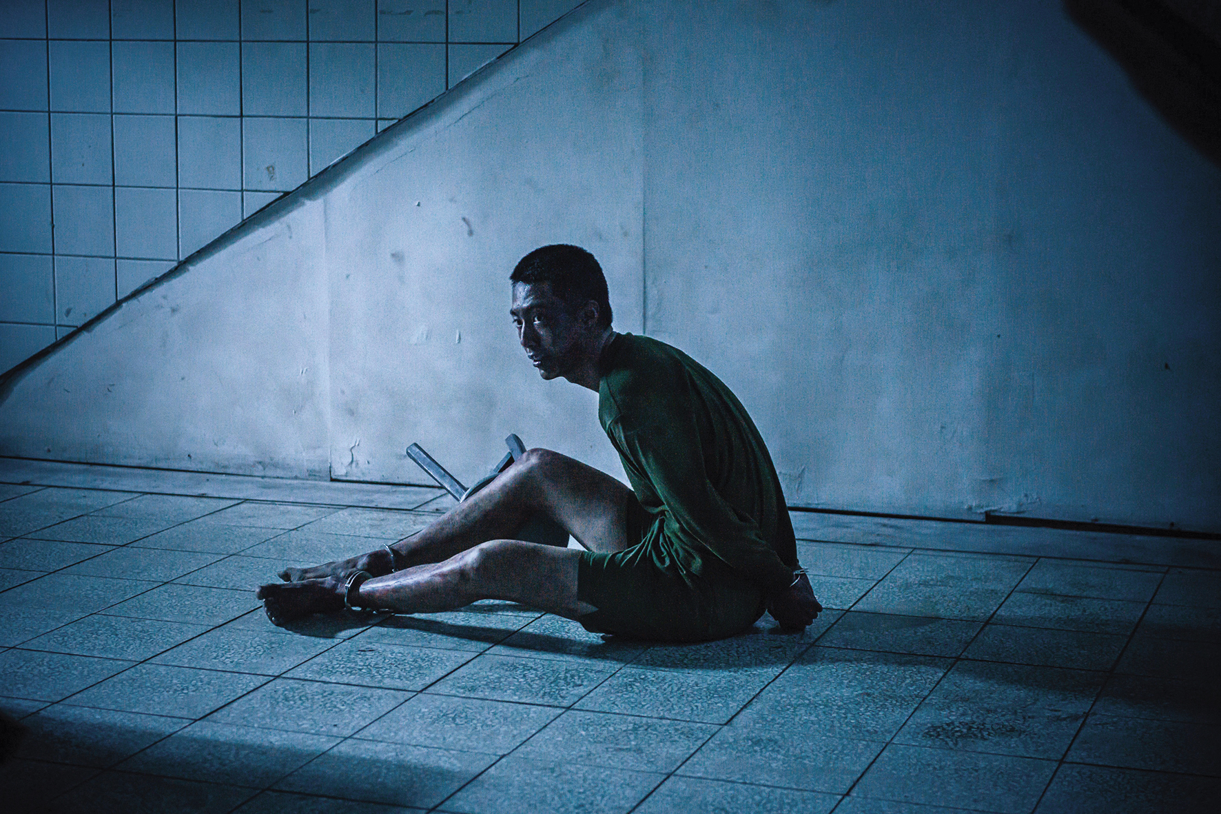 蔡凡熙在《台灣犯罪故事》第四單元〈黑潮之下〉的命運悽慘到不行，堪稱逆來順受到極點。（Disney+提供）