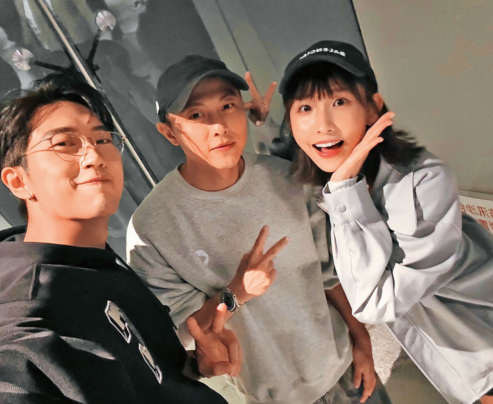 裸體相擁法院見2／在外同居避不見面三個多月　粿粿、王子囂張挑釁吃定范姜一點