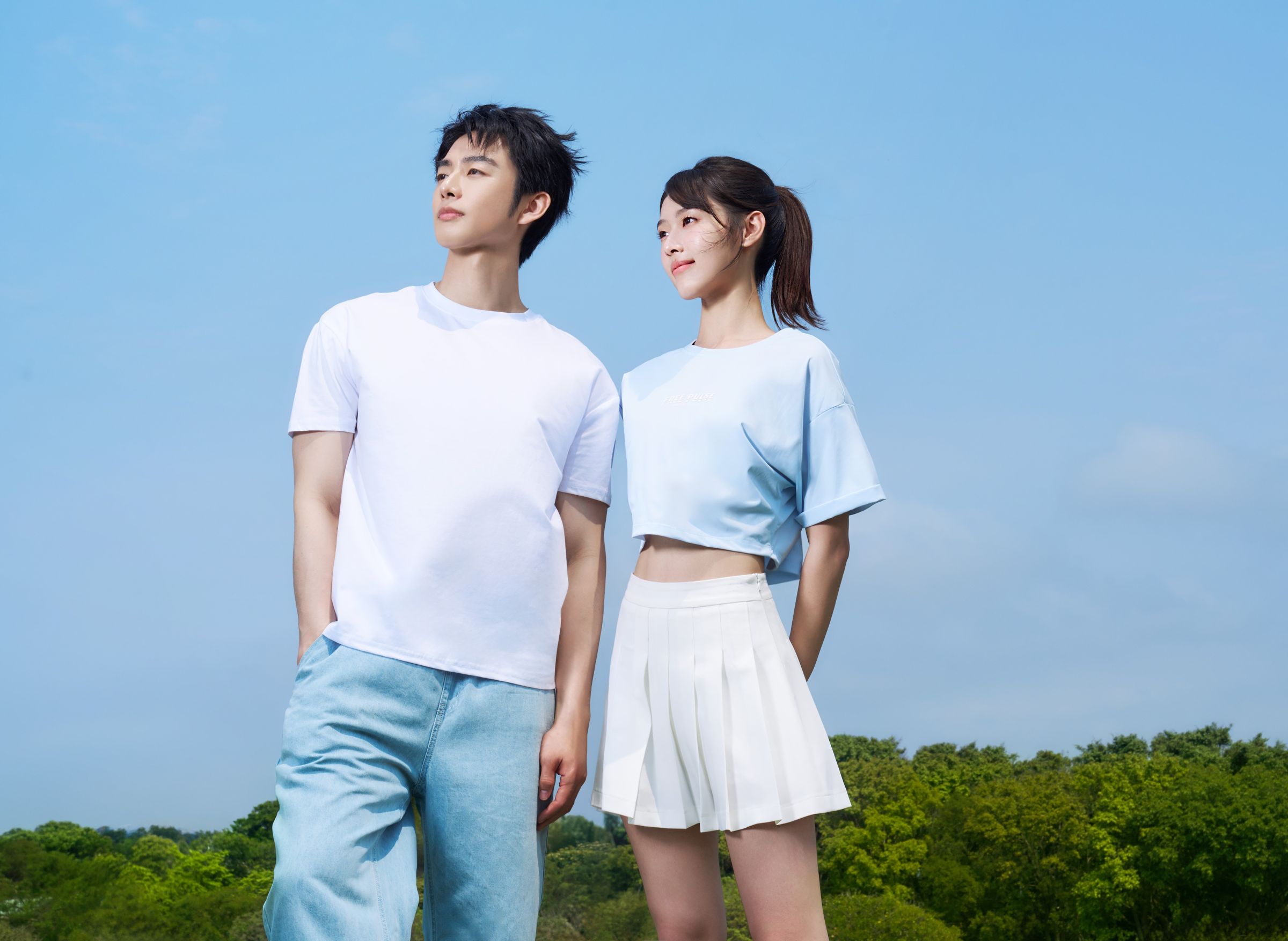 何曼希（右）、蕭子墨（左）合體擔任 50 PERCENT 品牌大使。(50 PERCENT 提供)