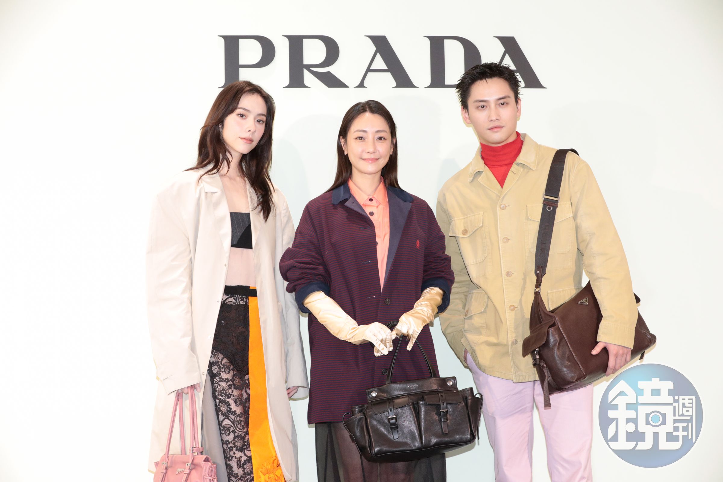 戲劇女神謝欣穎(中)、演員范少勳(右)及林奕嵐同台演繹 Prada當代美學。