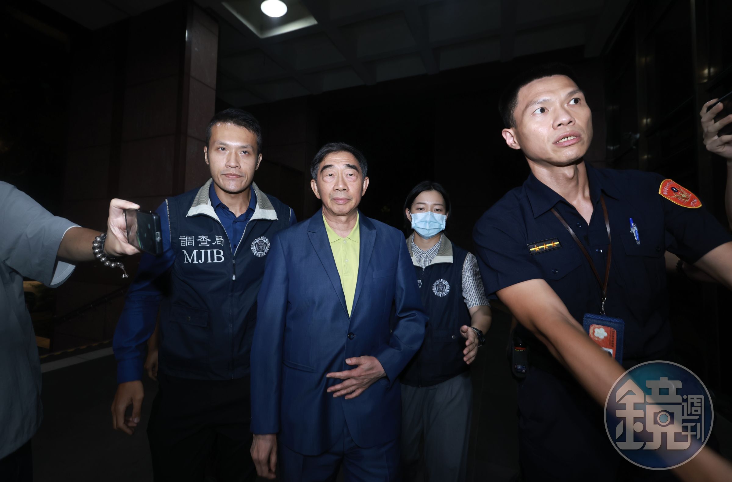 長榮集團大房長子張國華遭檢舉涉內線交易，1.2億元交保。