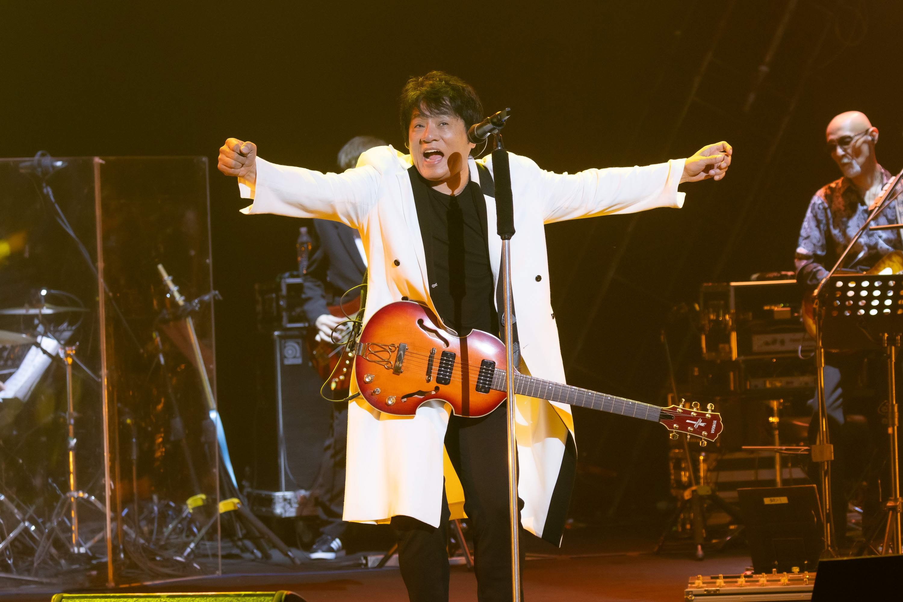 ASKA用中文「好久不見」「大家快樂嗎」問候大家。（寬宏藝術、Welcome Music提供）