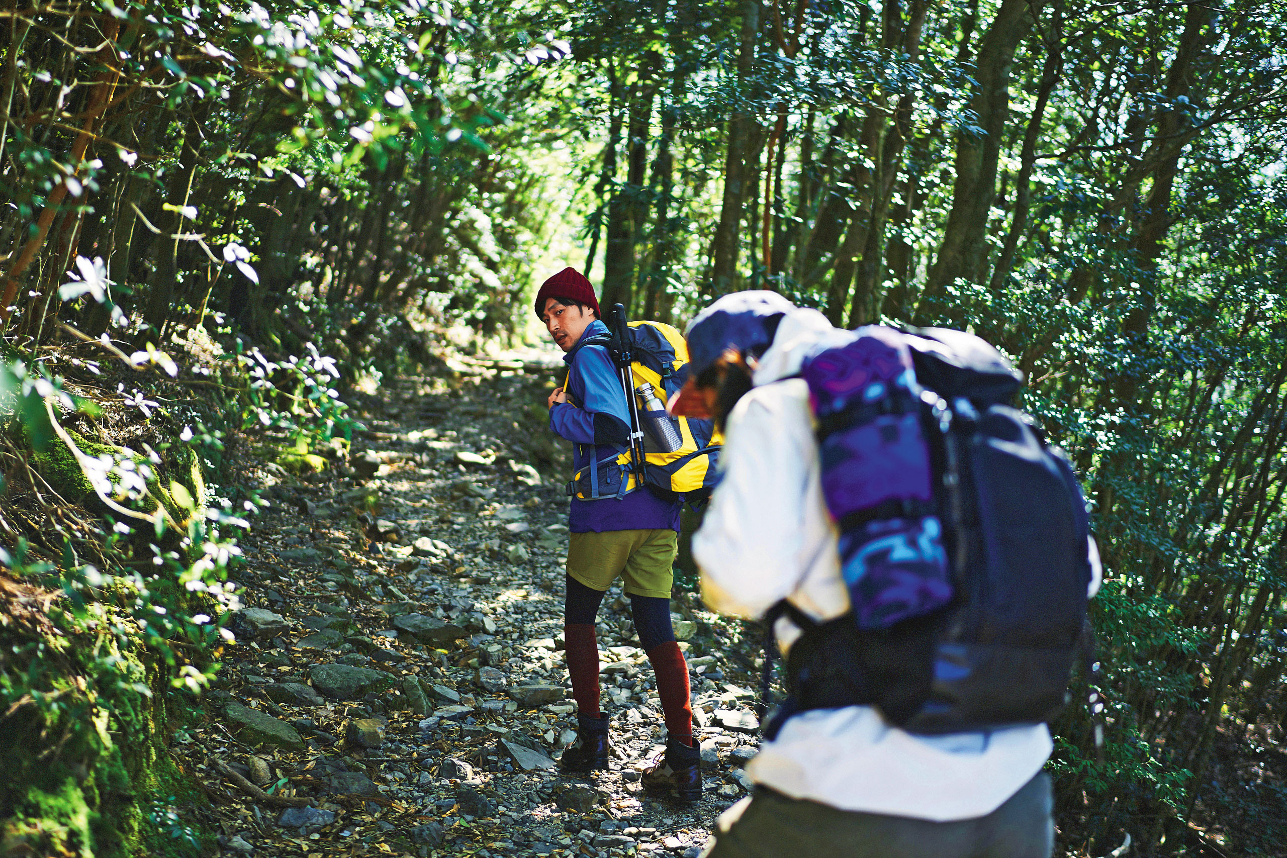 男警官邀女下屬爬山，女下屬事後發現根本是假的。（示意圖、非當事人，東方IC）