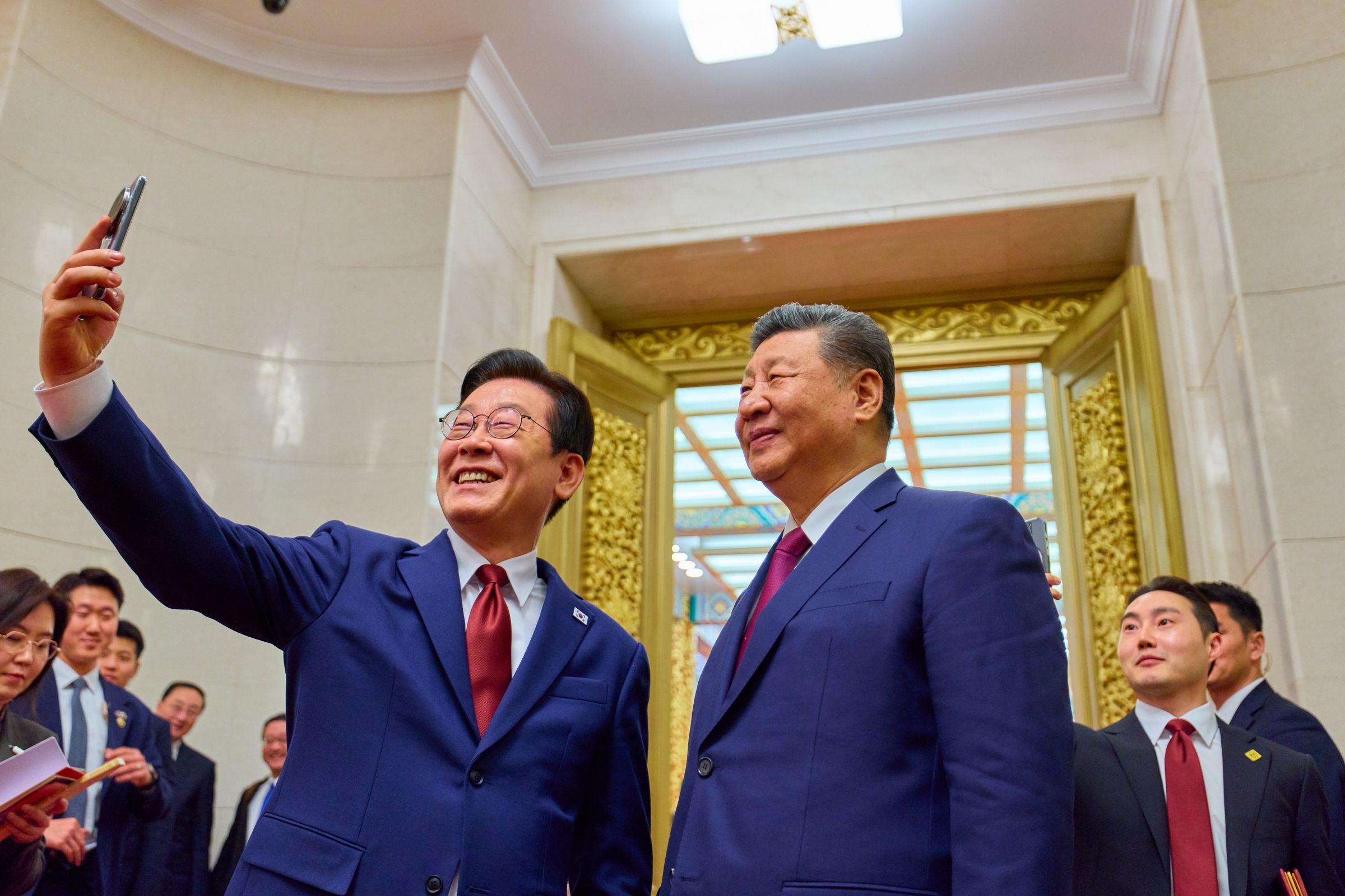 南韓總統李在明接受中國央視訪問時提到「尊重一個中國」立場。（翻攝自李在明Ｘ）