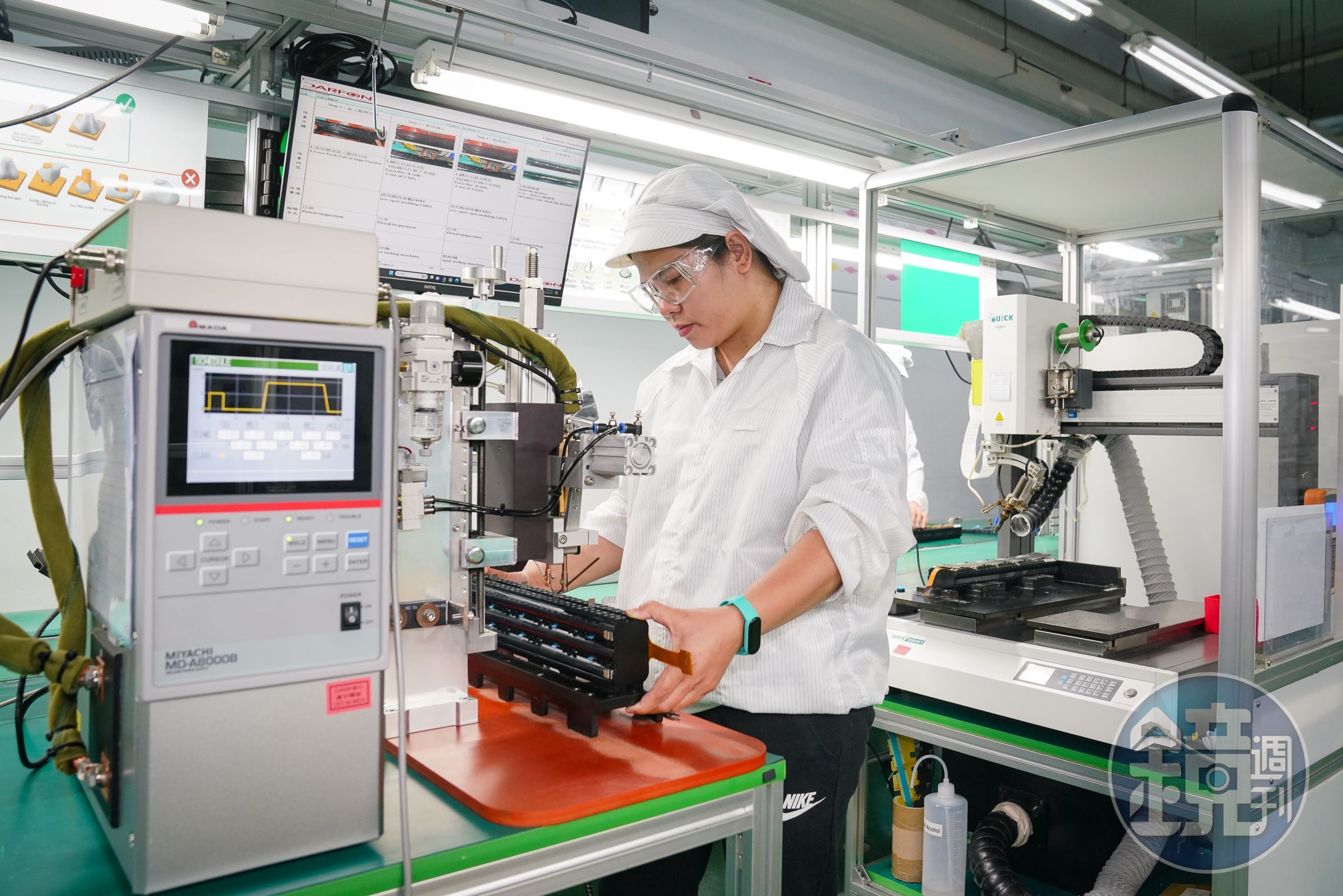 成立BESV品牌後，向外界證明達方的電動自行車不是玩假的之後，其單車上的電池系統，連連獲得自行車零組件大廠、掃地機器人品牌青睞，打造出綠能移動產業。