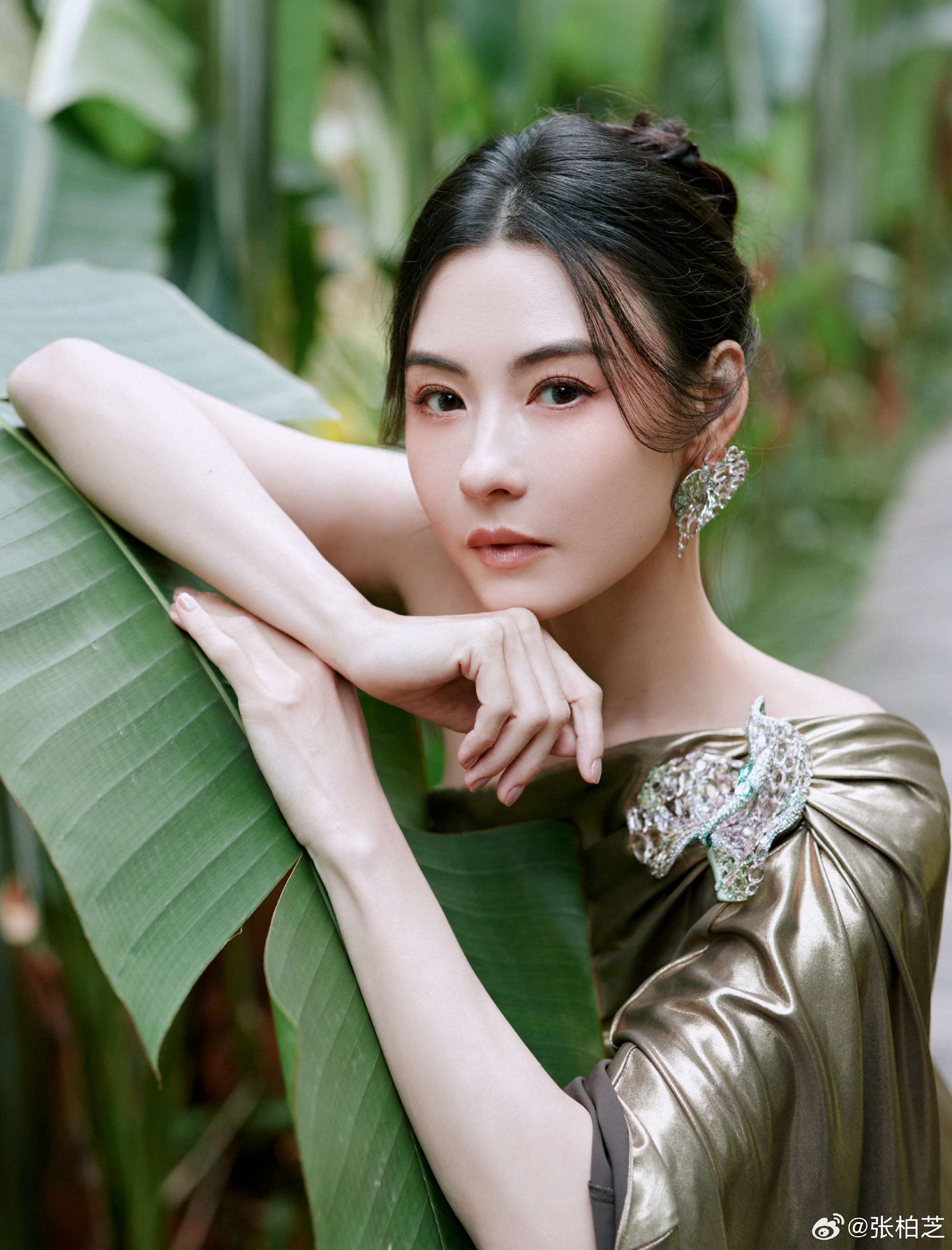 張柏芝只是偶爾受邀帶貨直播，但銷量都能破億，網友也封她「吸金女王」。（張柏芝微博）