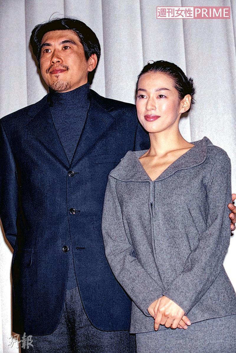 鈴木保奈美與石橋貴明結婚23年，最後在子女教育告一段落後宣布離婚。（翻攝網路）