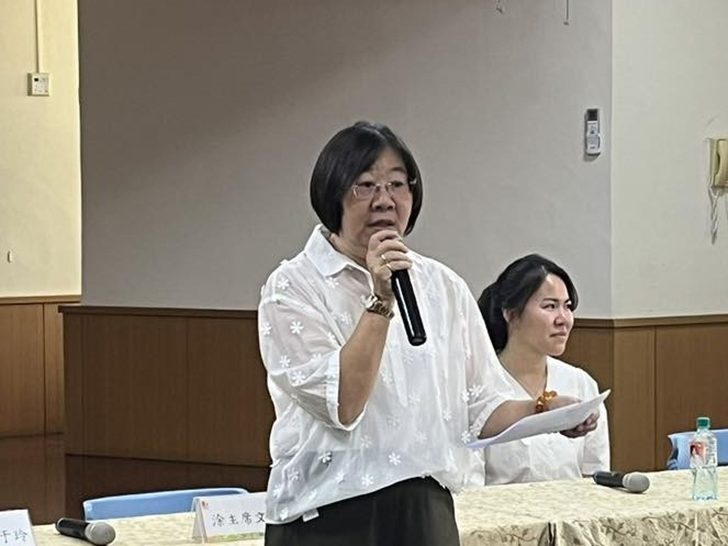 嘉義縣民雄鄉鄉長林于玲承諾明年3月前會完成普發2千發放。（翻攝林于玲臉書）