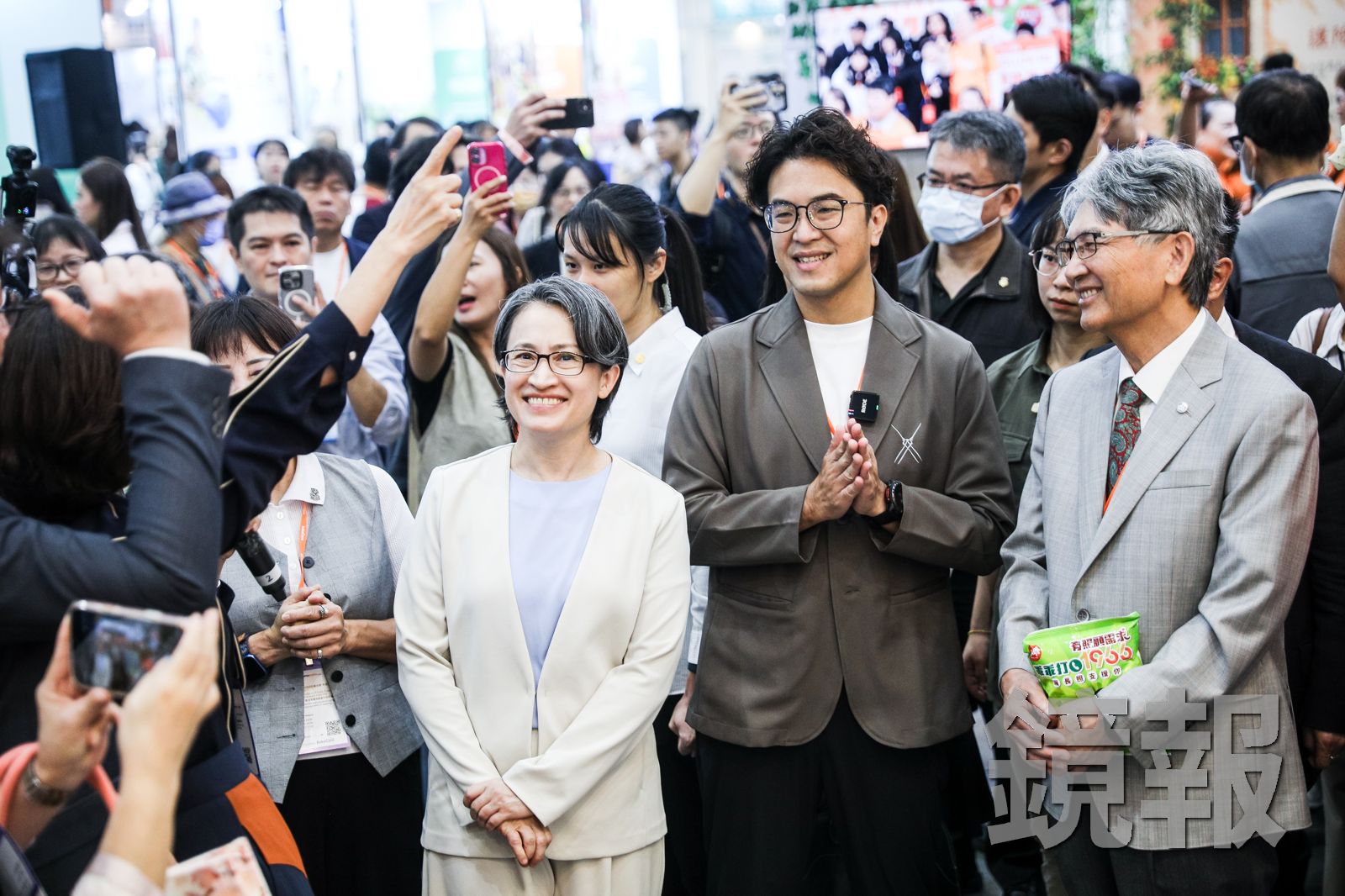 有一起爬過2次山啦!與沈伯洋重訓「蔡英文醋勁大發」 蕭美琴回應「這樣哄」