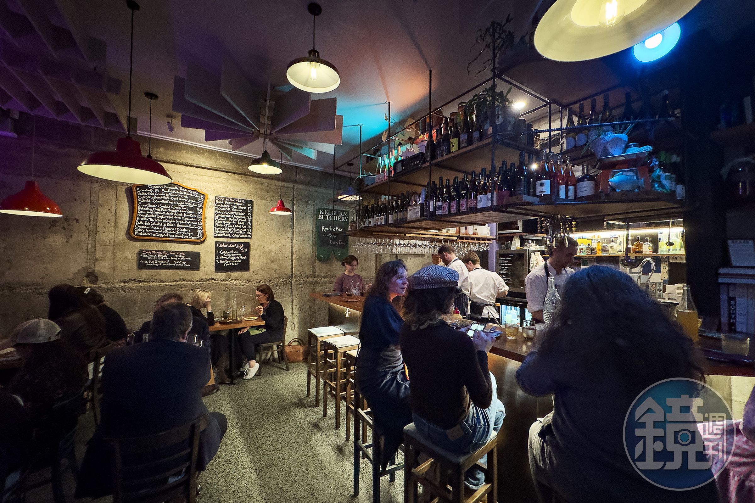 「Graze Wine Bar」僅設22席,空間小巧而親近,沒有傳統高級餐廳的拘謹感,讓創意料理與輕鬆的用餐氛圍自然融合。
