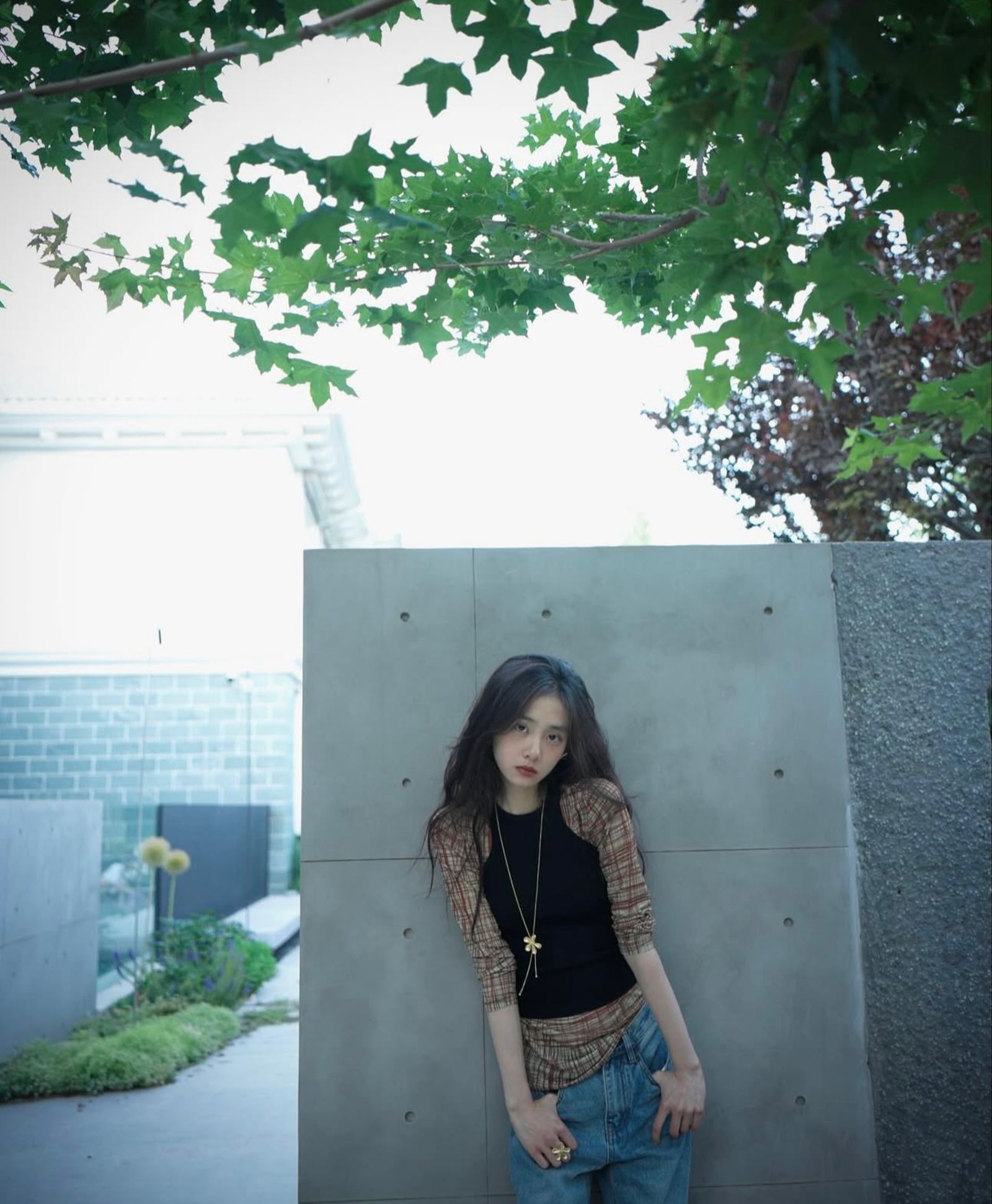 很久之前就傳黃磊要捧女兒黃多多出道，如今已確定她將與王一博、湯唯合演新片《人魚》