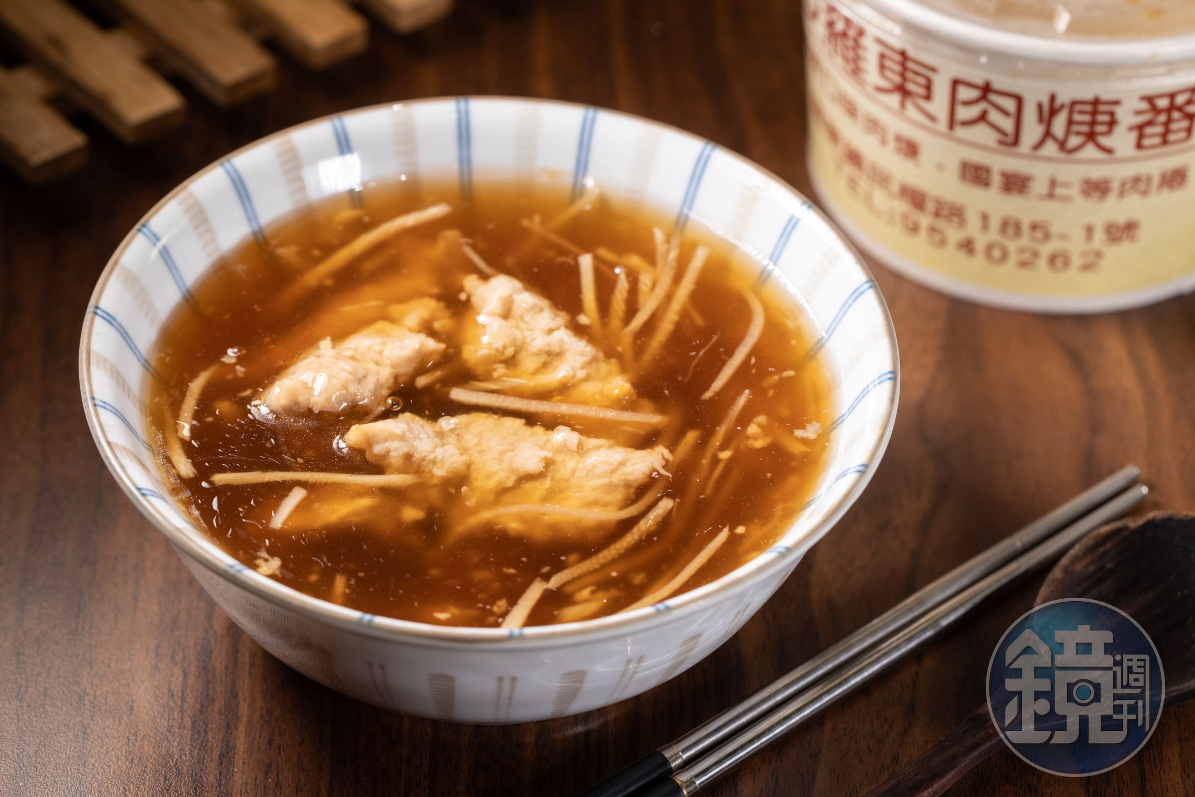 羅東肉焿番的「肉焿」目前只能外帶回家享用。（60元／碗）