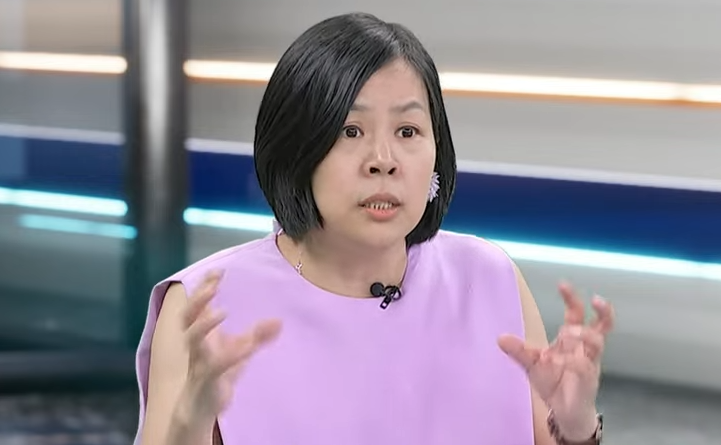 李貞秀情緒激動,大爆遭民眾黨開除黨籍內幕。(翻攝鏡新聞畫面)