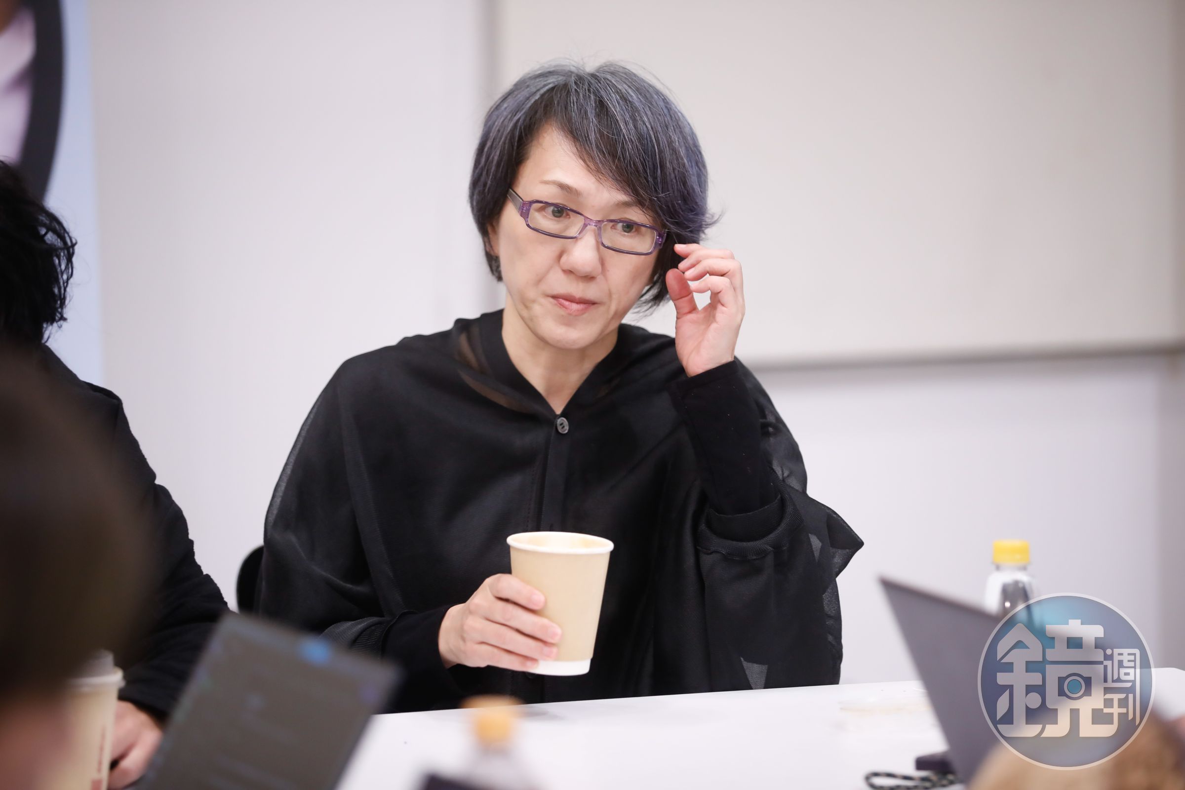 日影《圓圈》導演荻上直子表示很久以前就觀察到堂本剛「不快樂」的情緒,對他充滿了興趣。