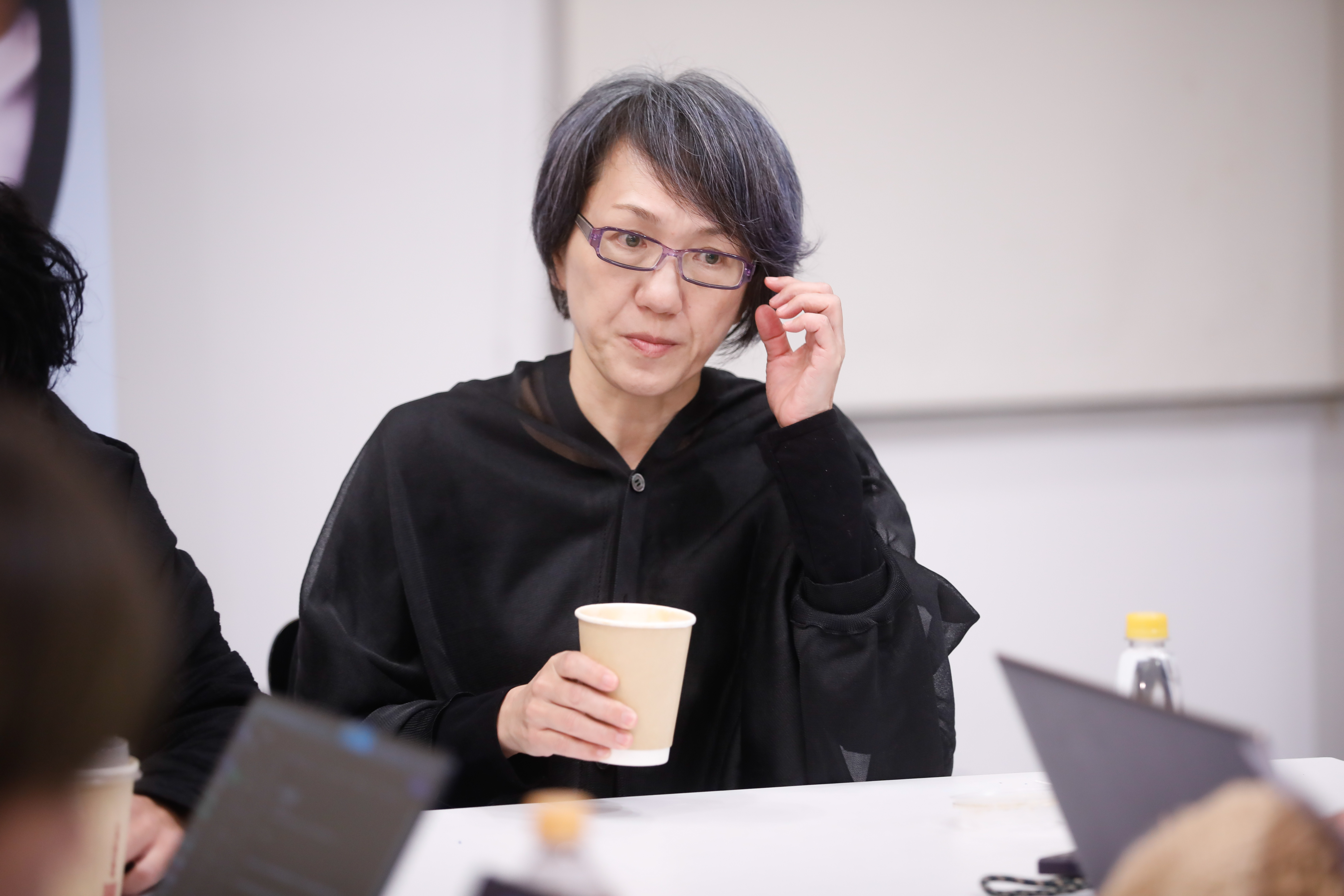 日影《圓圈》導演荻上直子表示很久以前就觀察到堂本剛「不快樂」的情緒，對他充滿了興趣。