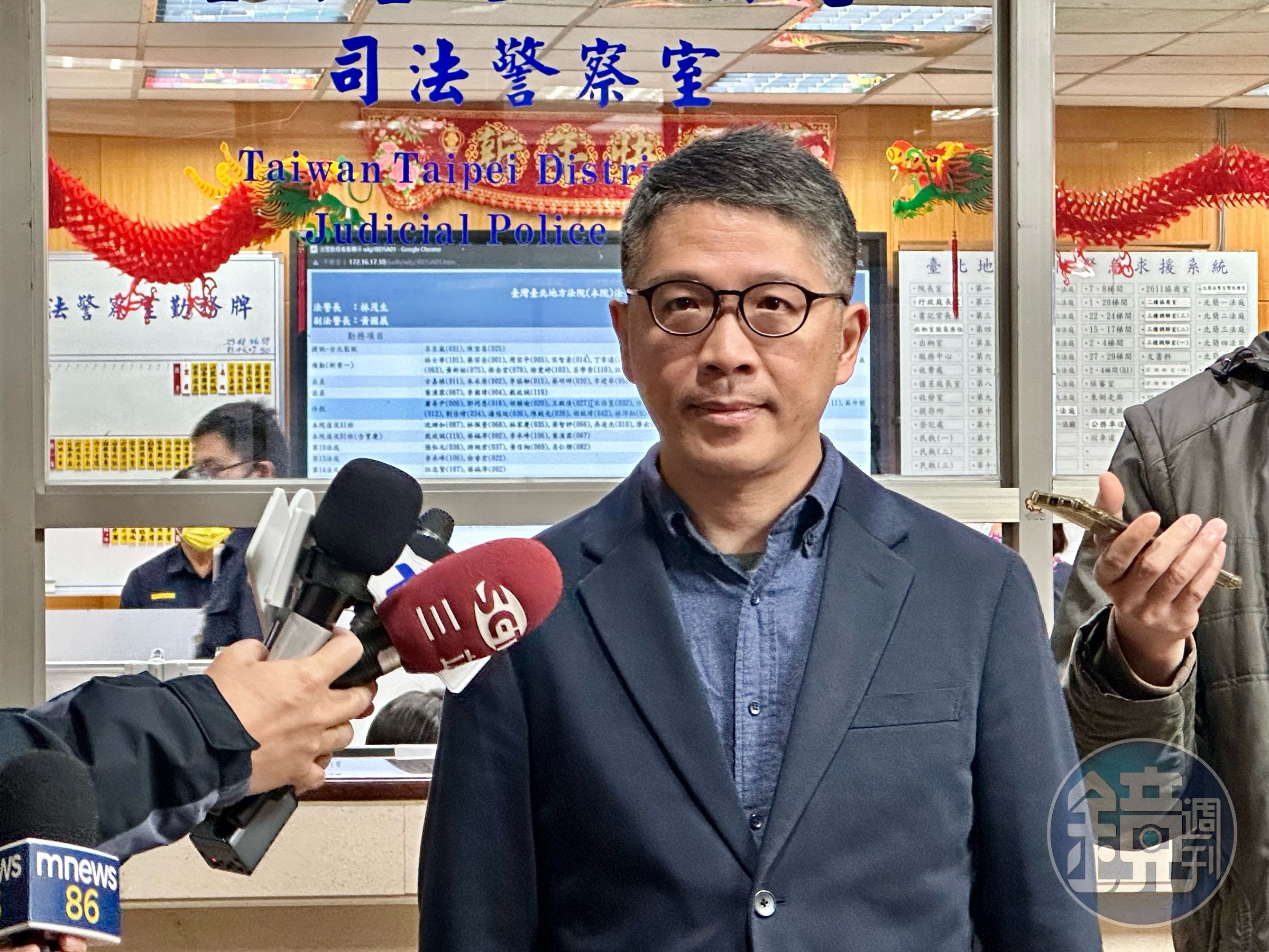 資深媒體人樊啓明作證指出,案發後數日,鍾向他求助。