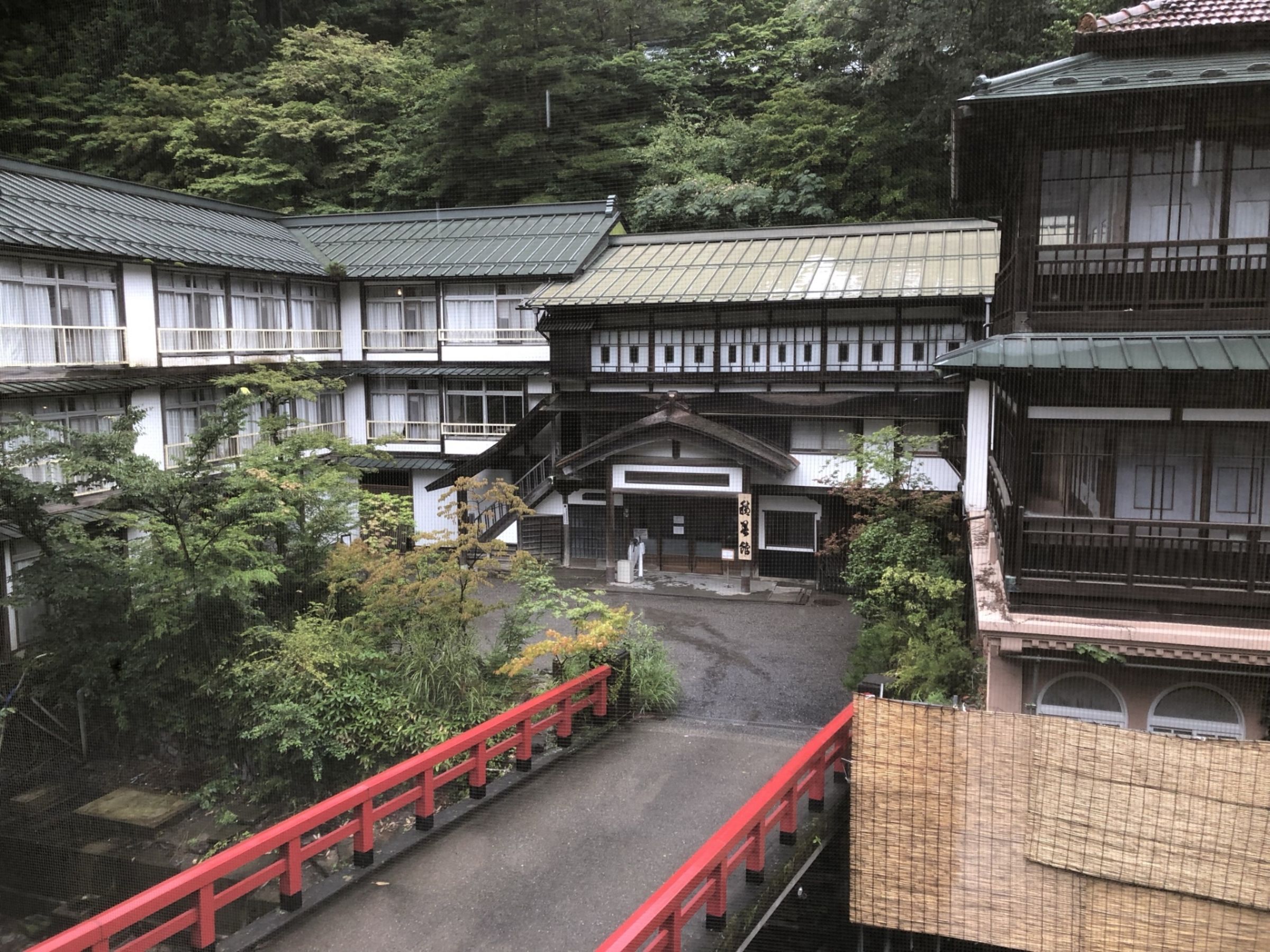 四萬溫泉的積善館據傳是《神隱少女》中神祕浴場的靈感來源。（示意圖，photoAC）