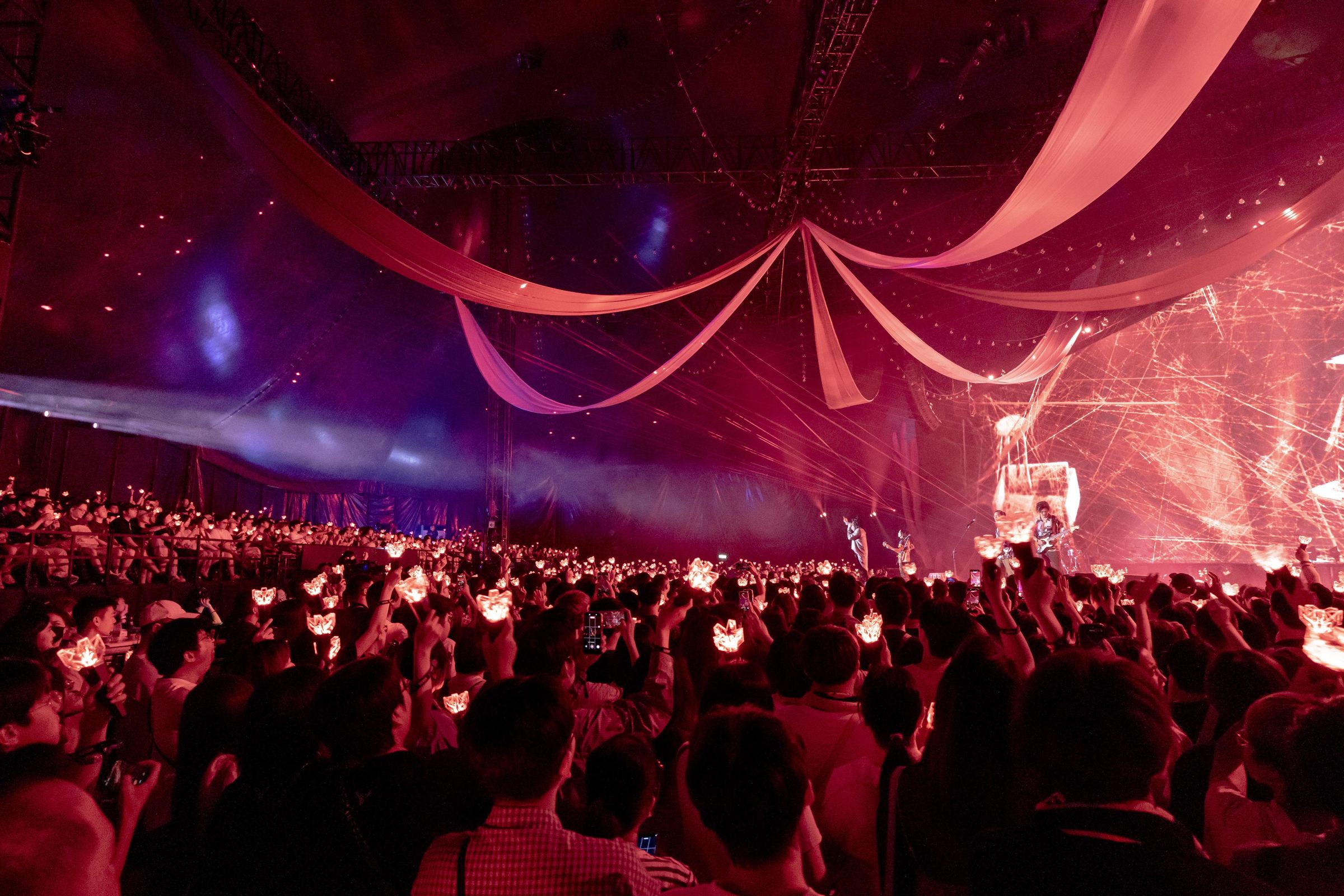 麋先生《大馬戲團 CircUs Max》感謝馬戲表演團隊Eye Catching Circus創造超越想像的表演。(相信音樂提供)