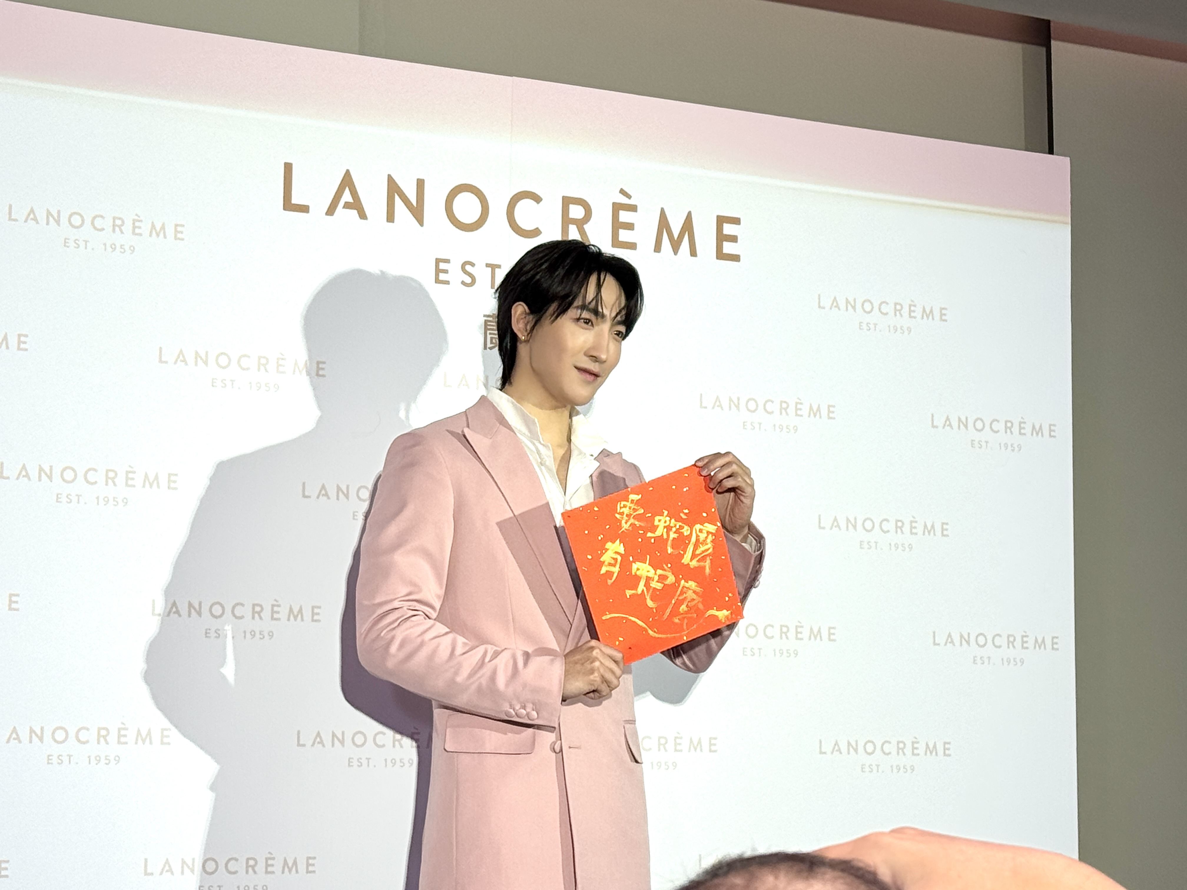 黃宏軒今出席代言保養品記者會。