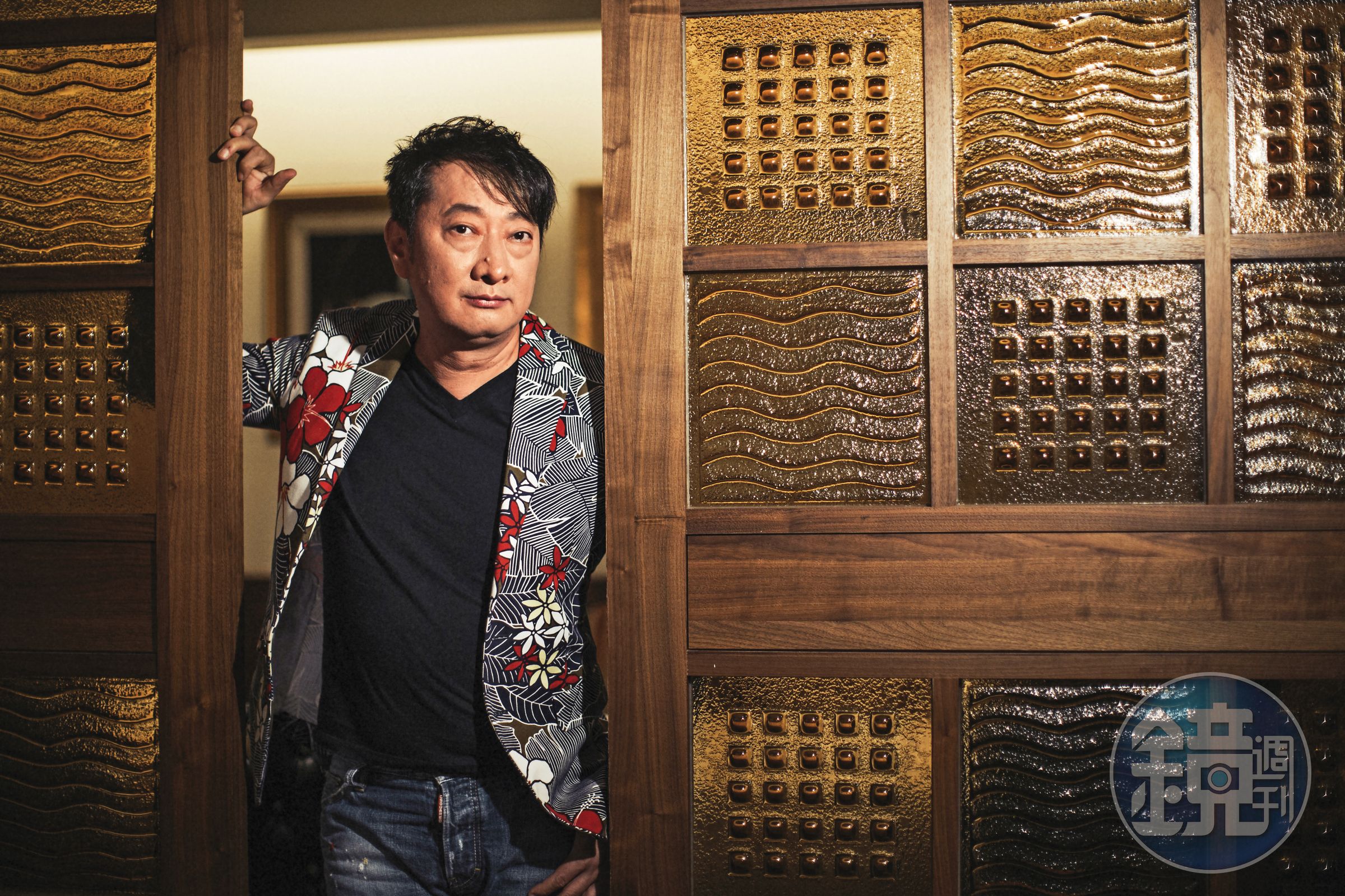 	九孔在大陸發展十幾年，近日有廠商出高價要他簽下「賣身契」。