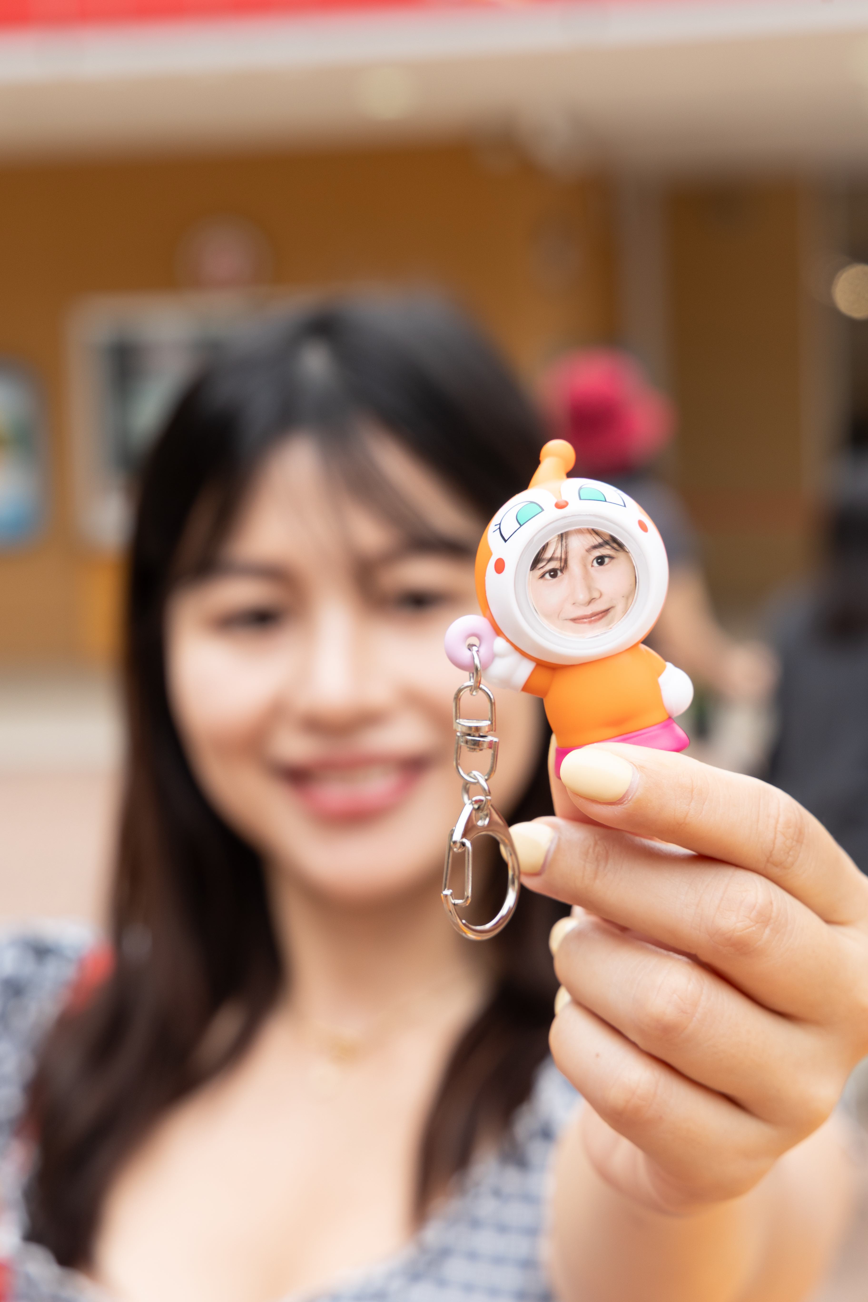 客製化鑰匙圈「にこにこフォトマスコット」是獨一無二的紀念品。(2,420日圓/個,約NT$471)