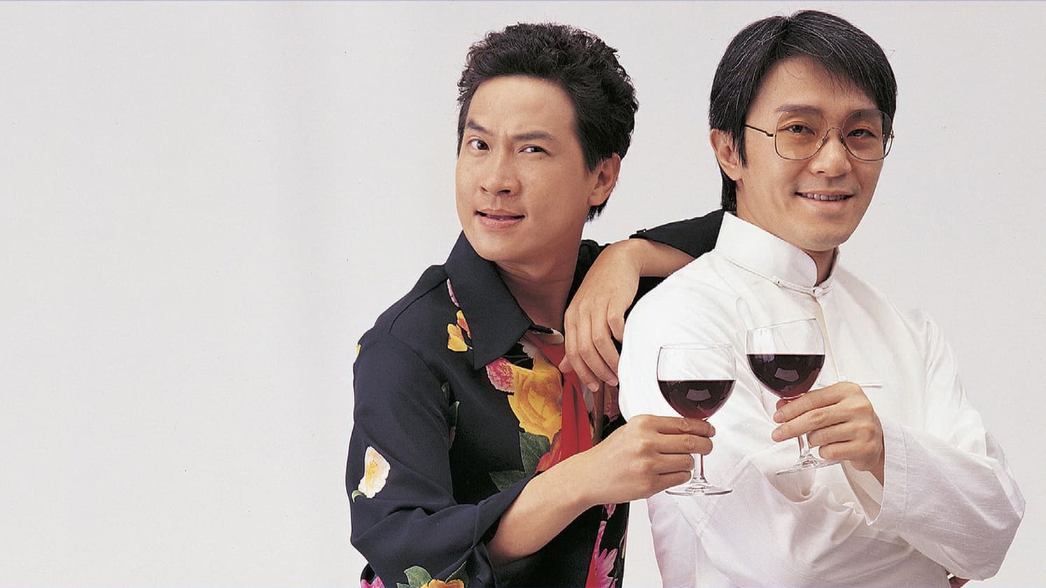 《千王之王2000》主要捧的是張家輝(左),周星馳(右)只是抬轎人,但張家輝也沒有因此大紅。(網路圖片)