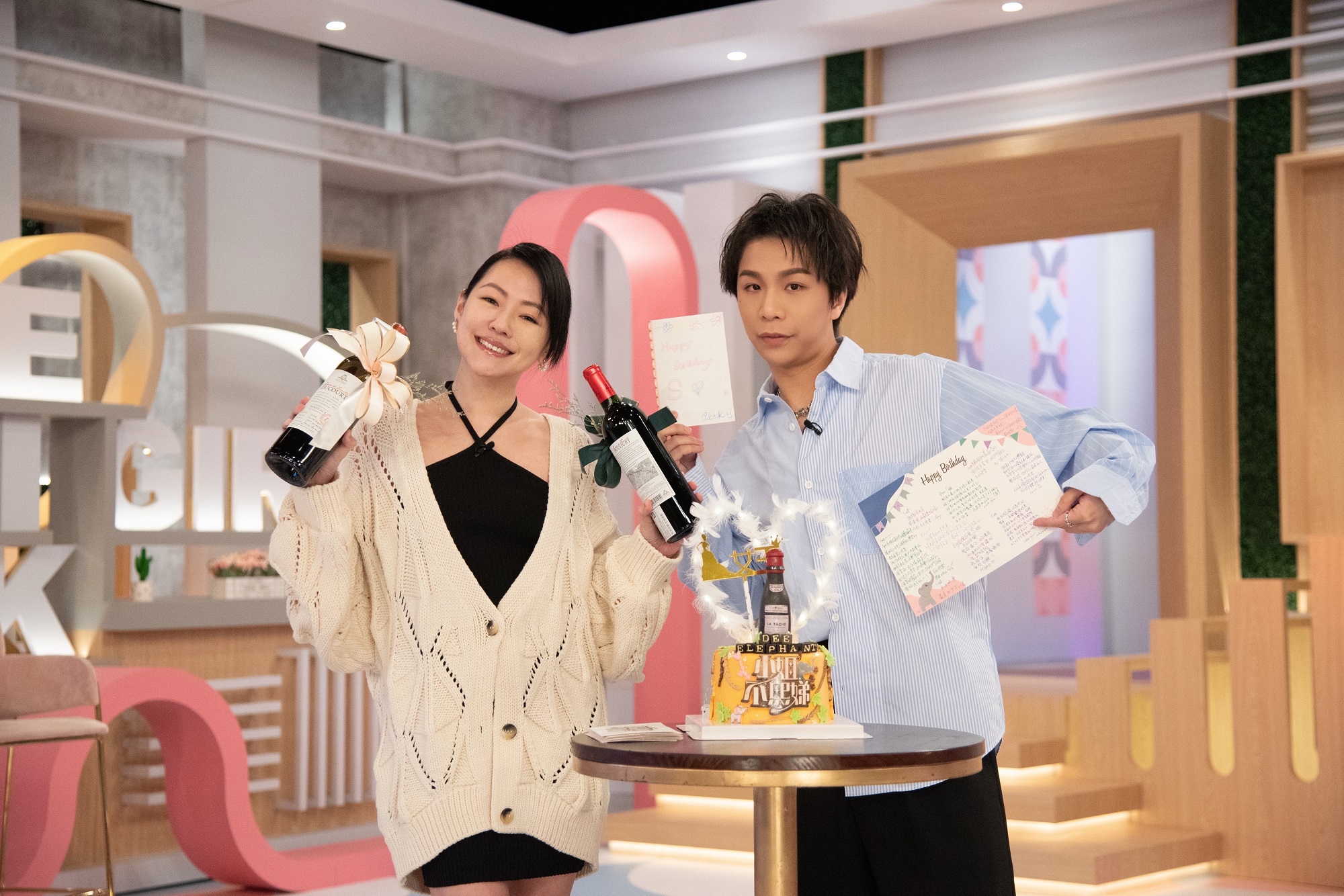 小S主持《小姐不熙娣》入圍綜藝節目主持人獎項。（翻攝自網路）